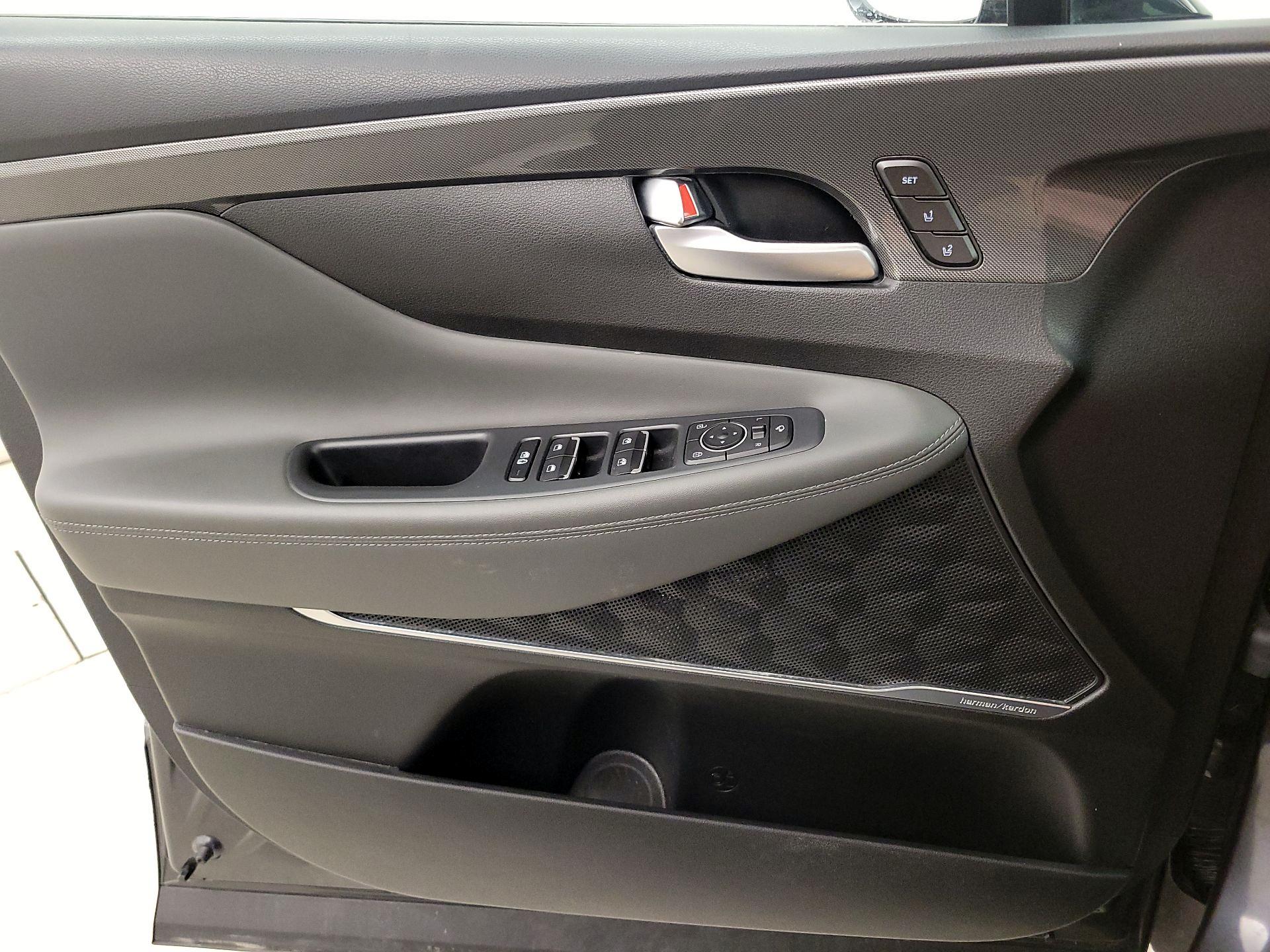 Thumbnail: 2022 Hyundai Santa Fe - 12