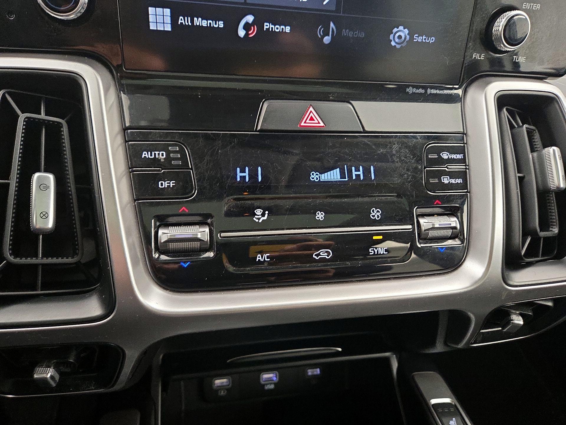 Thumbnail: 2021 Kia Sorento - 16