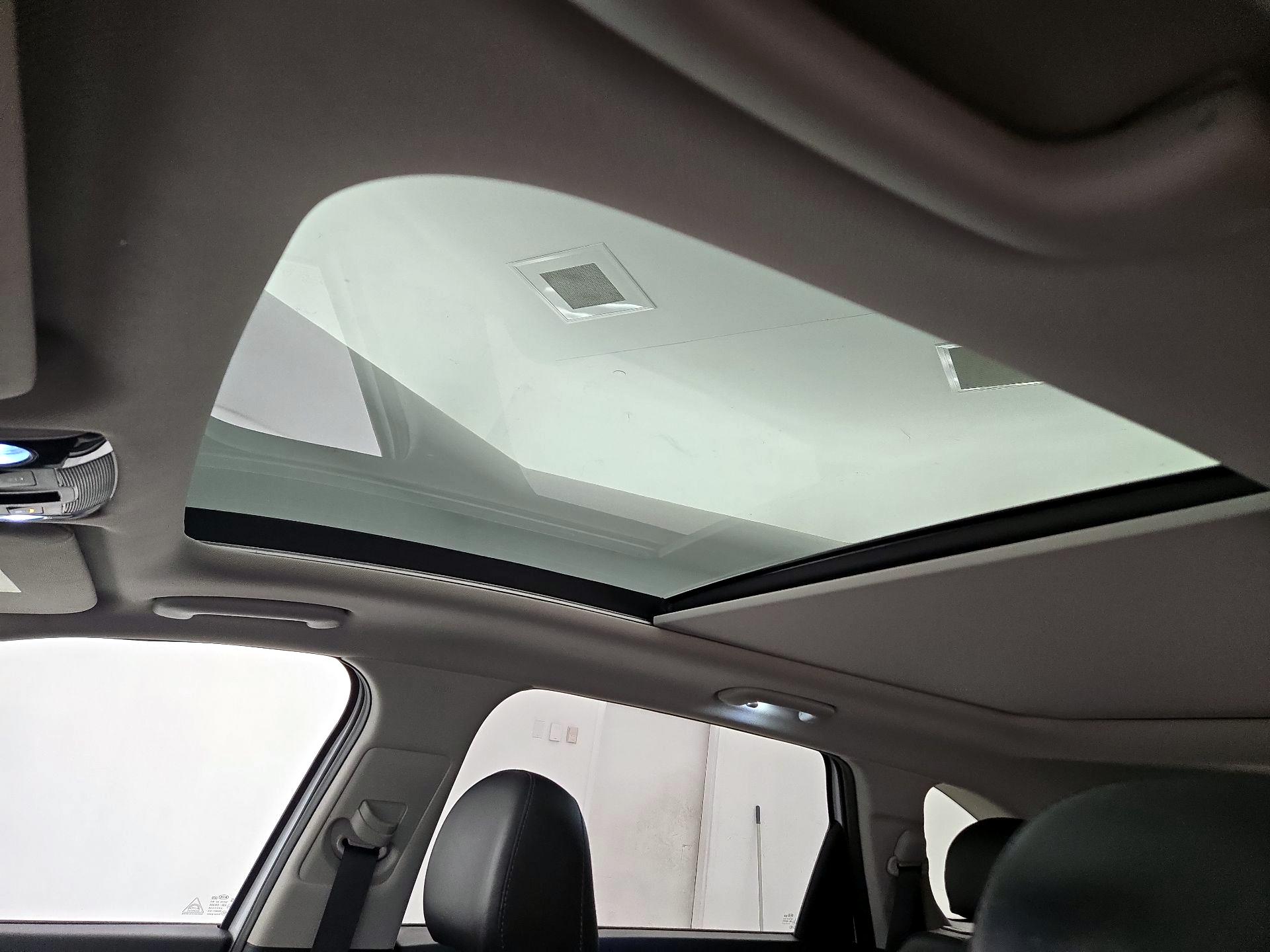 Thumbnail: 2021 Kia Sorento - 19