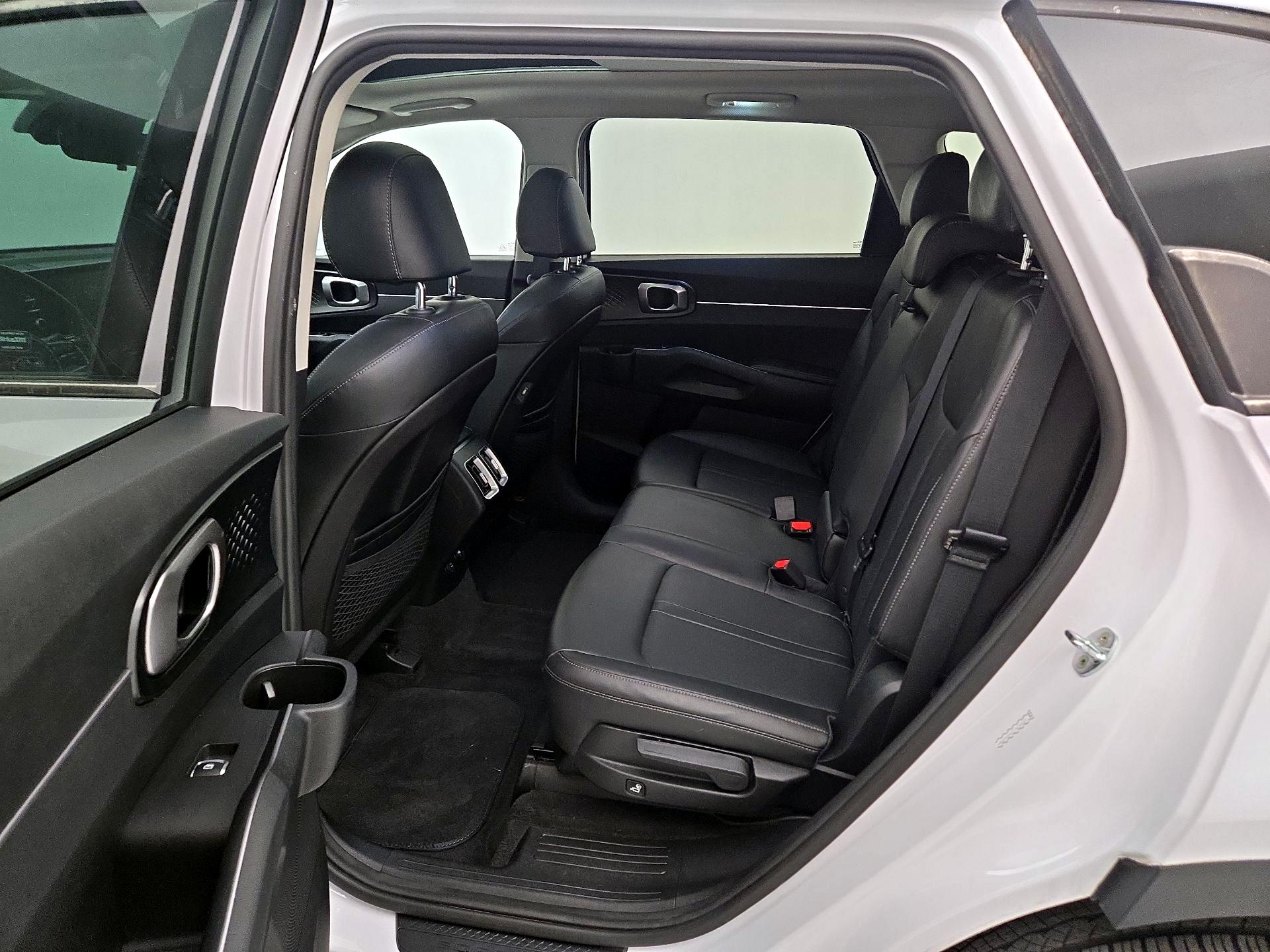 Thumbnail: 2021 Kia Sorento - 20