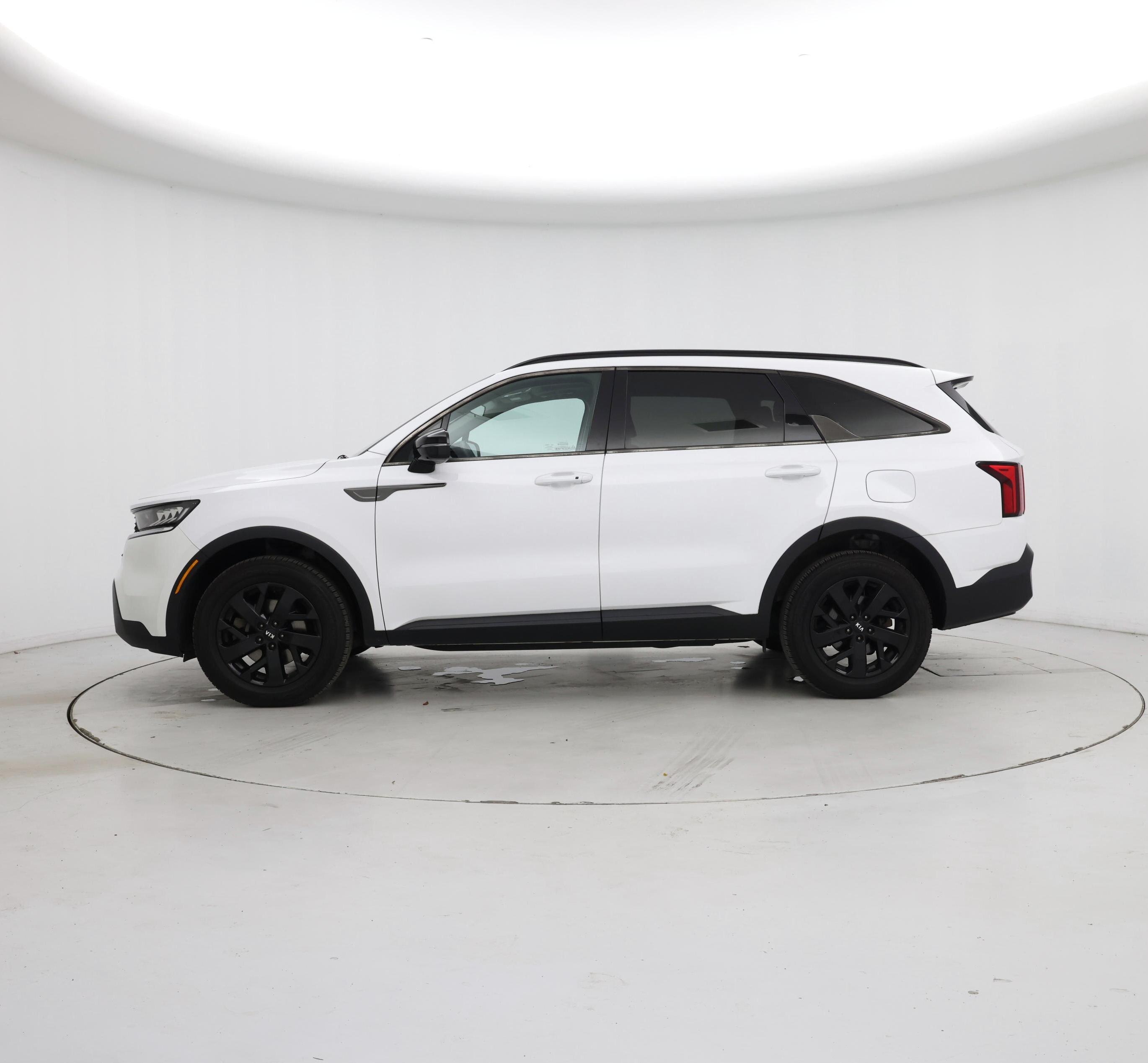 Thumbnail: 2021 Kia Sorento - 3