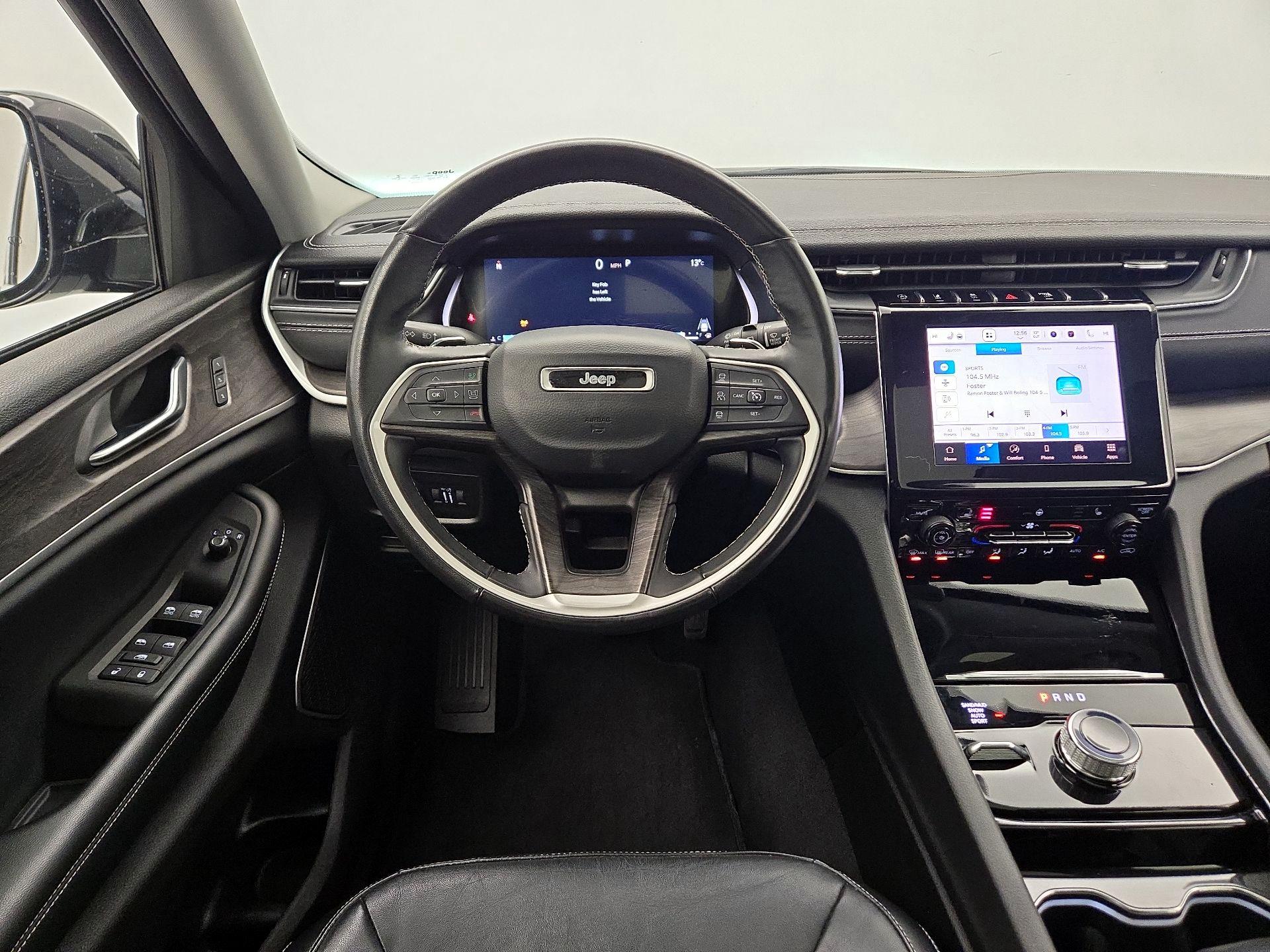 Thumbnail: 2022 Jeep Grand Cherokee - 10