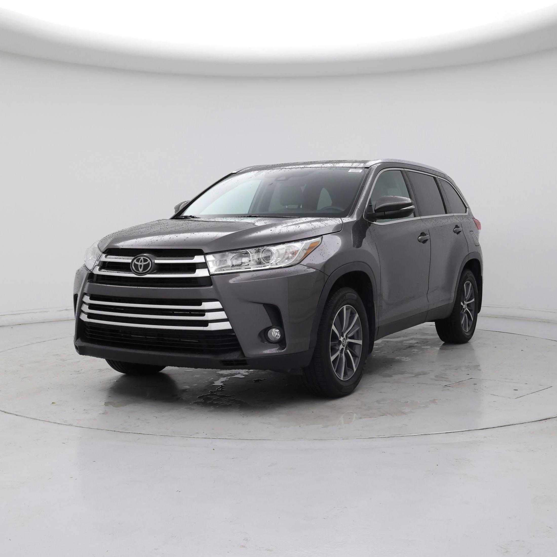 Thumbnail: 2019 Toyota Highlander - 4