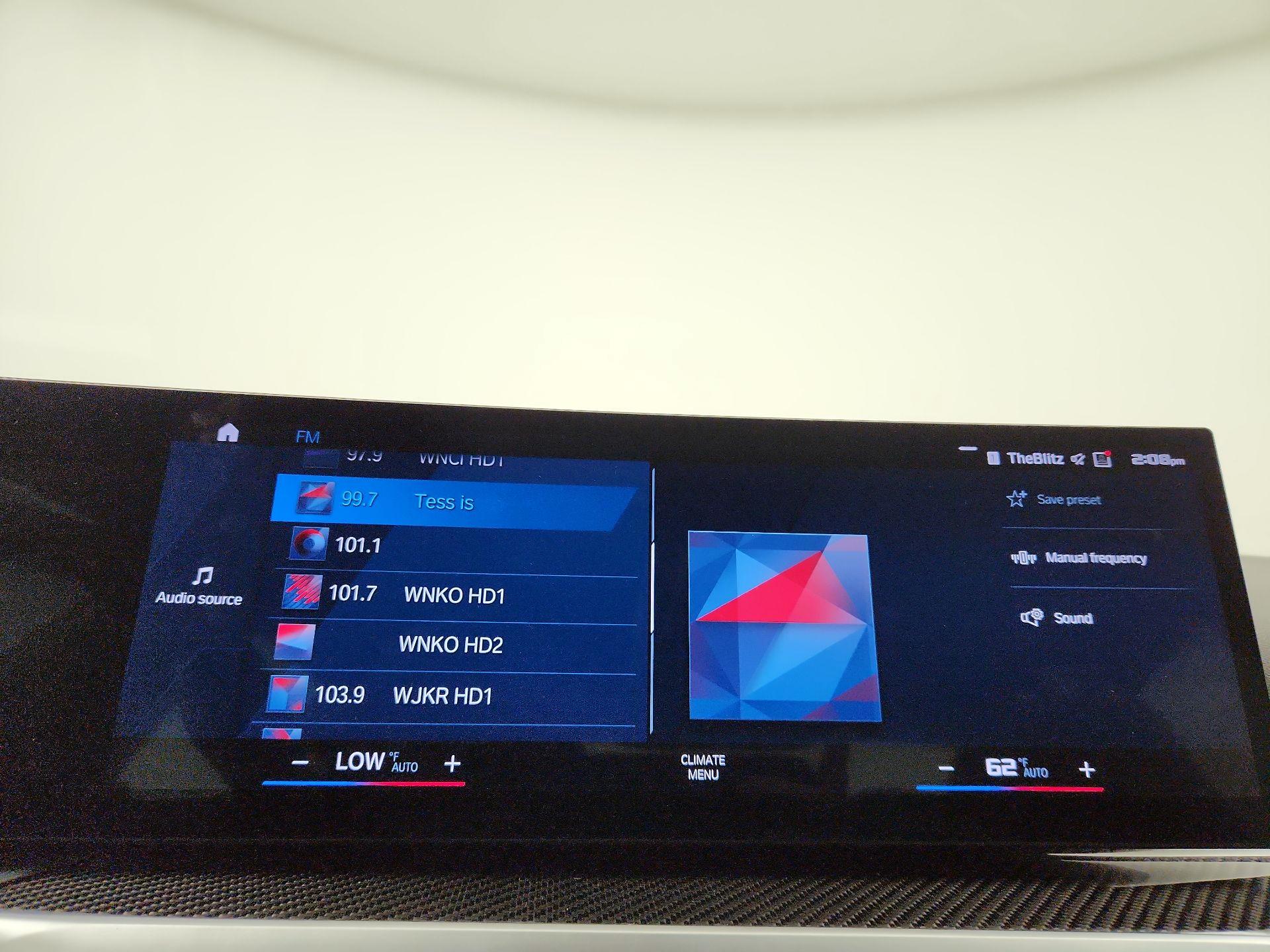 Thumbnail: 2023 BMW M3 - 16