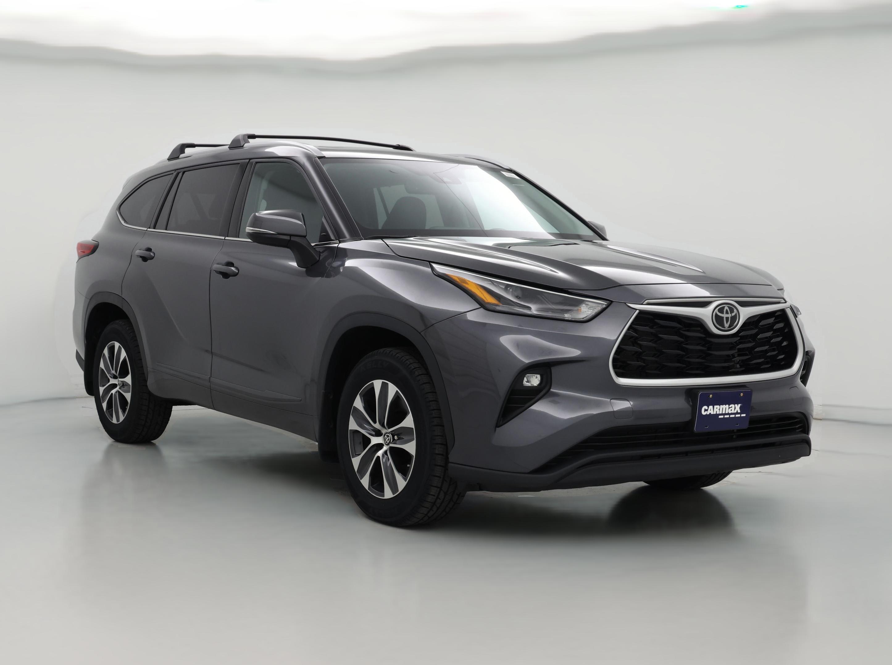 Thumbnail: 2022 Toyota Highlander - 1