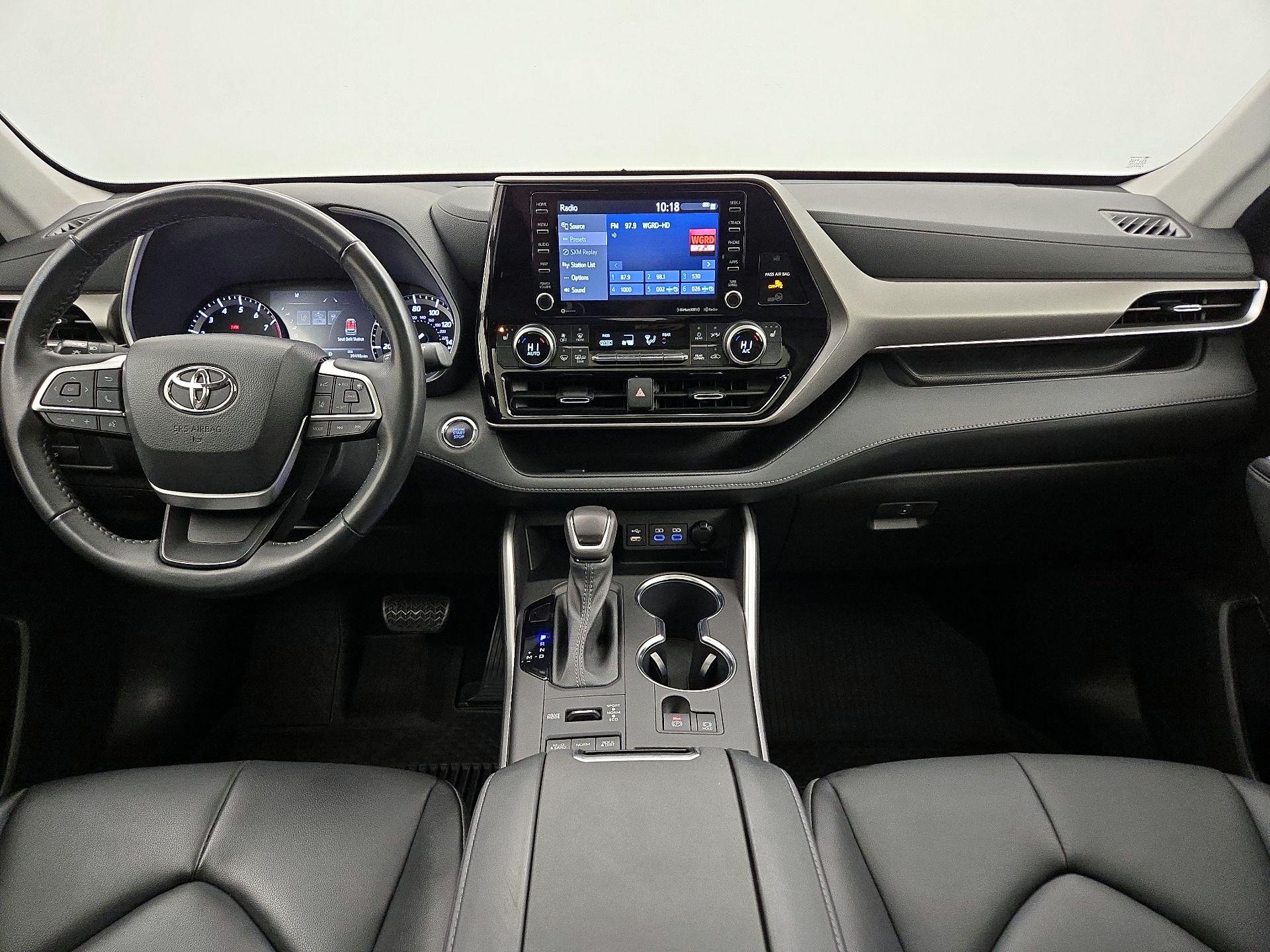 Thumbnail: 2022 Toyota Highlander - 9