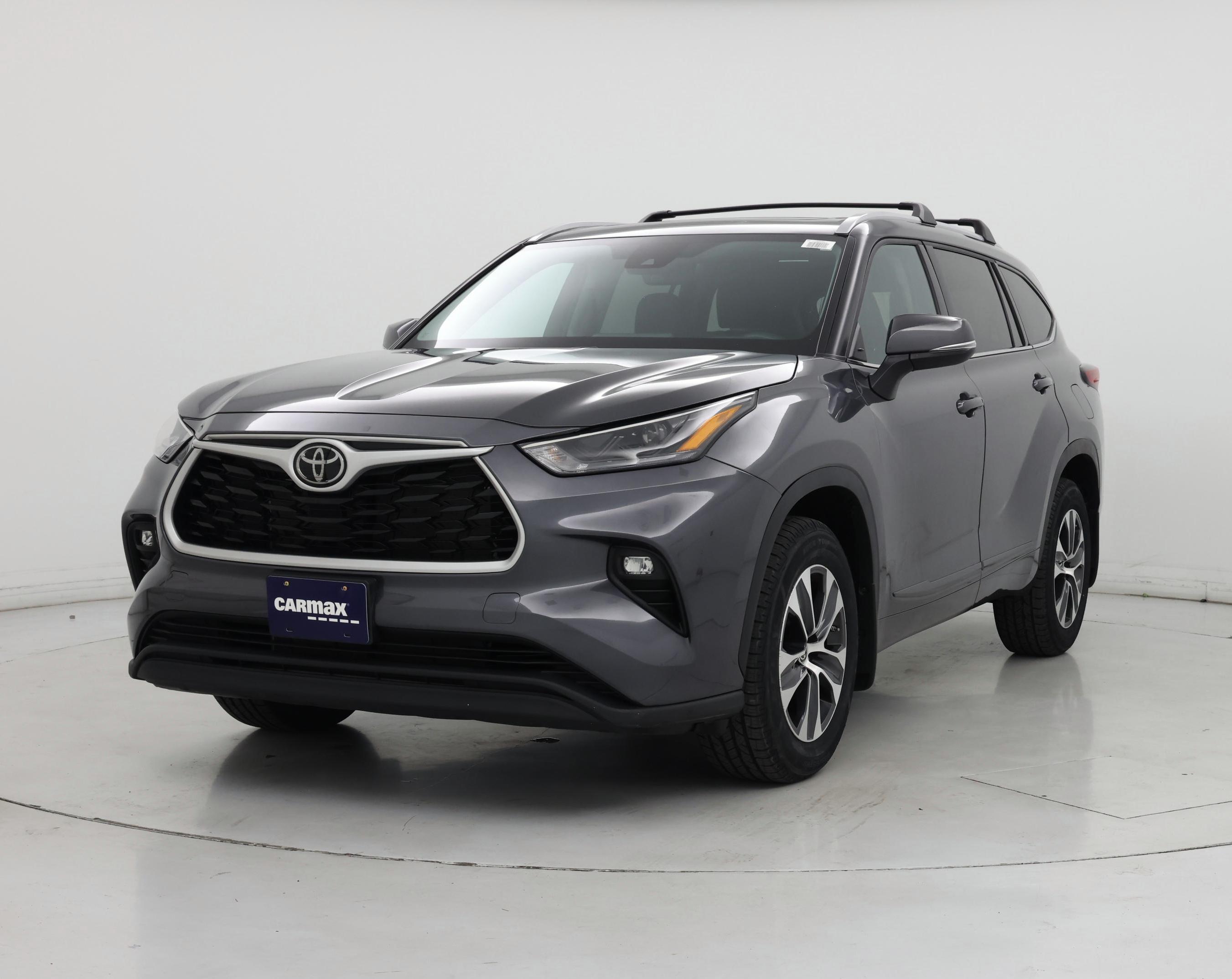 Thumbnail: 2022 Toyota Highlander - 4