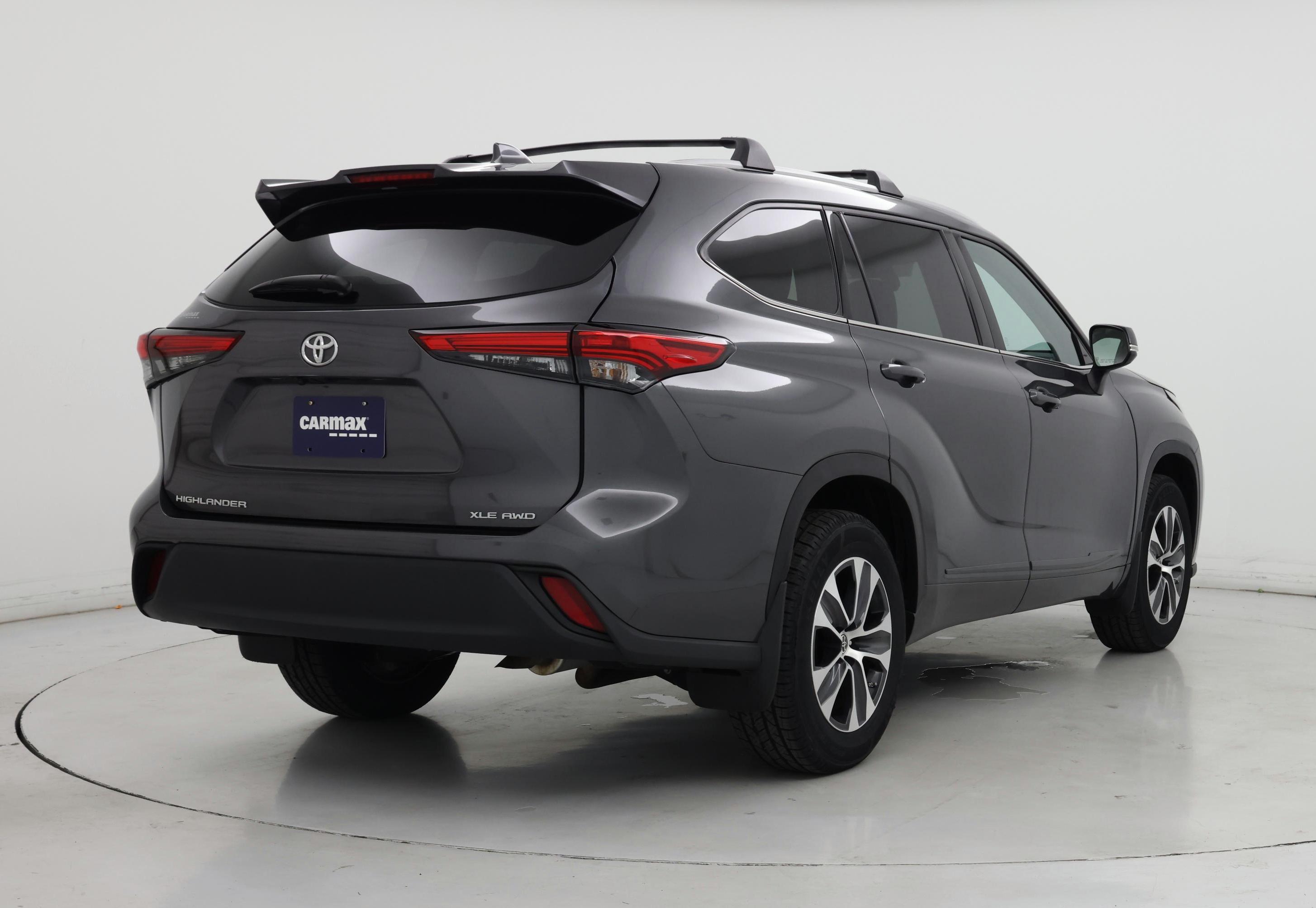 Thumbnail: 2022 Toyota Highlander - 8