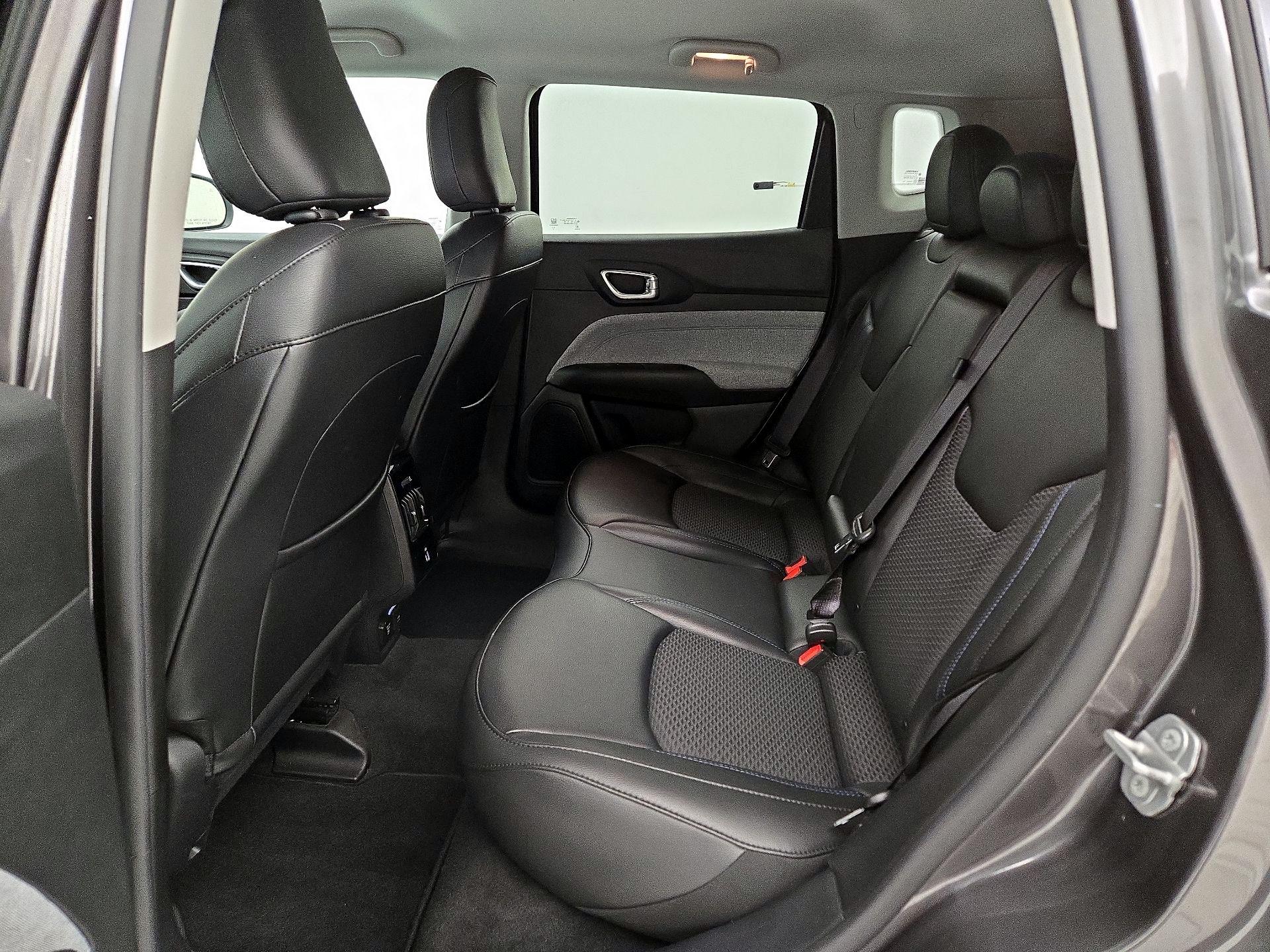 Thumbnail: 2022 Jeep Compass - 19