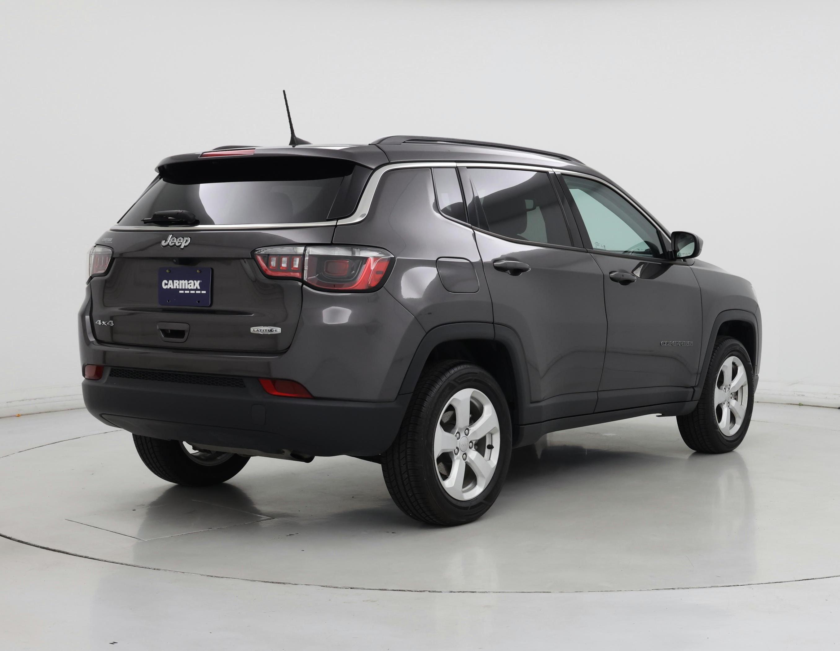 Thumbnail: 2022 Jeep Compass - 8