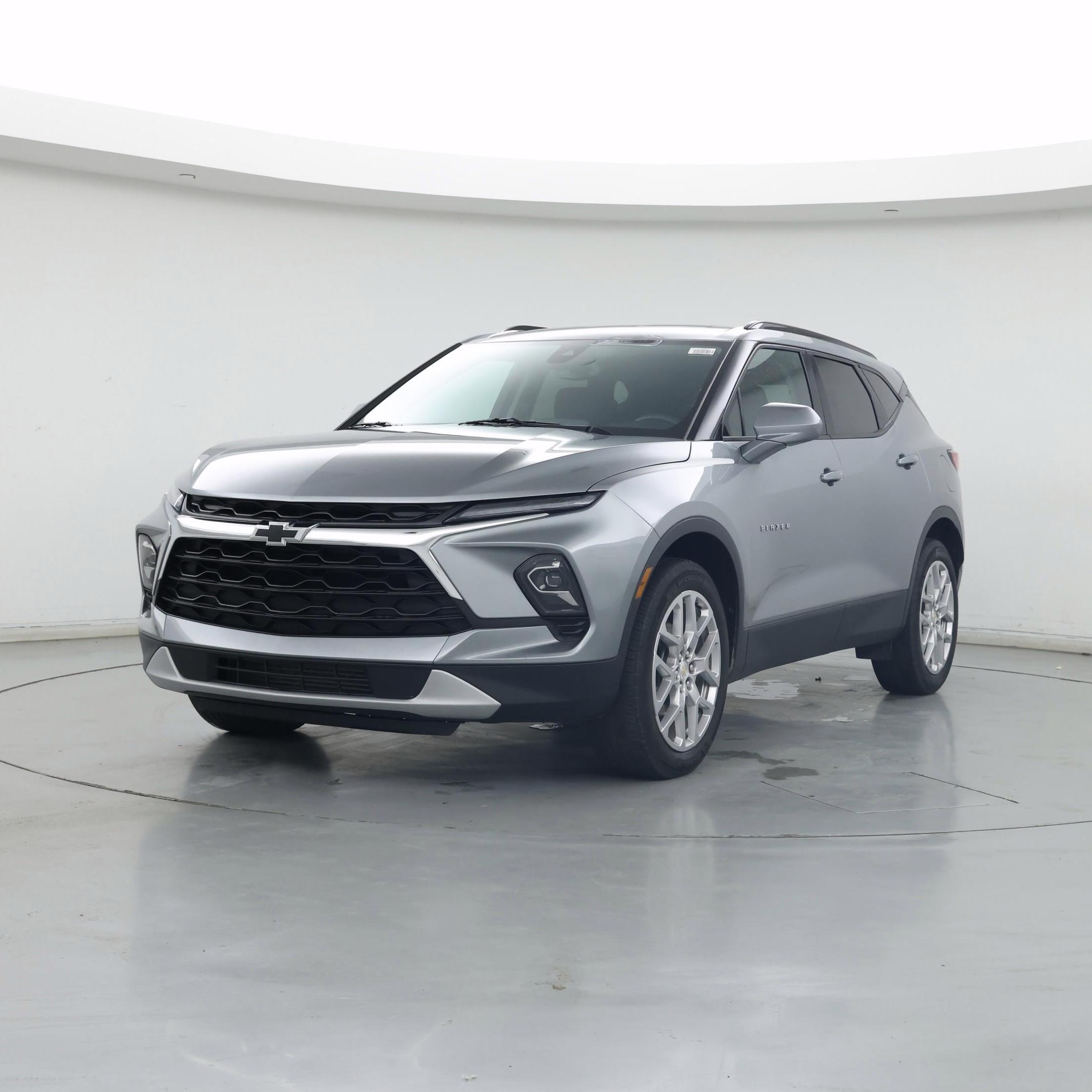 Thumbnail: 2023 Chevrolet Blazer - 4