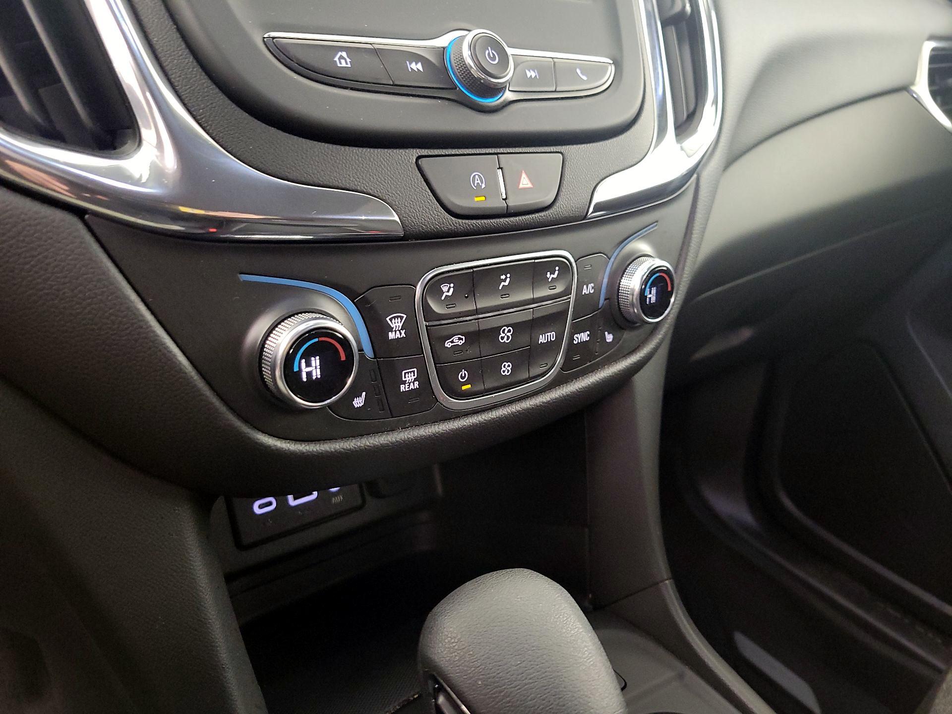 Thumbnail: 2022 Chevrolet Equinox - 16