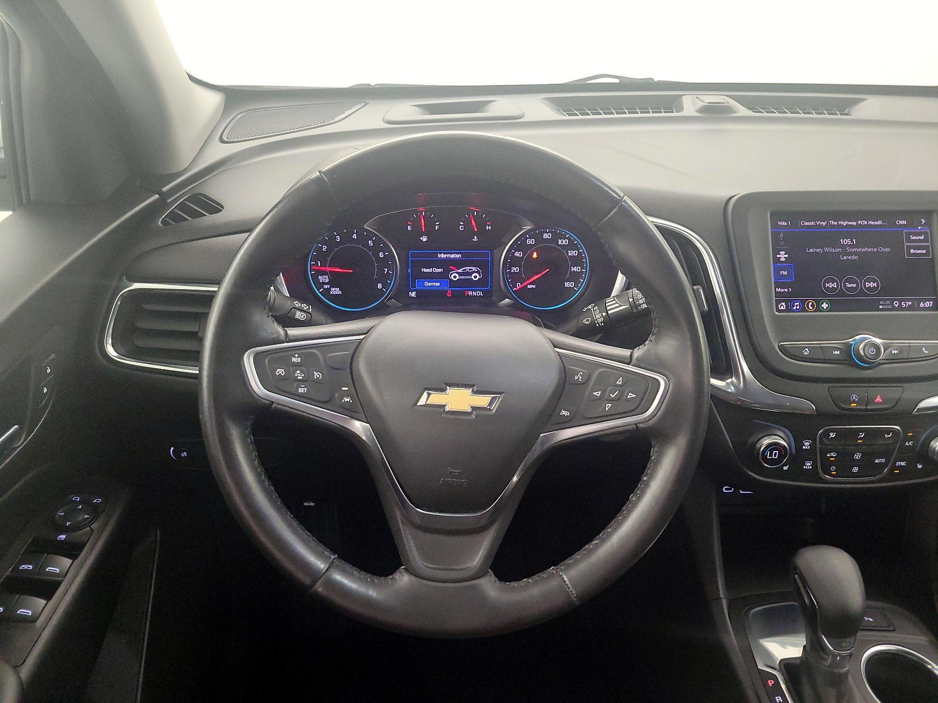 Thumbnail: 2022 Chevrolet Equinox - 10