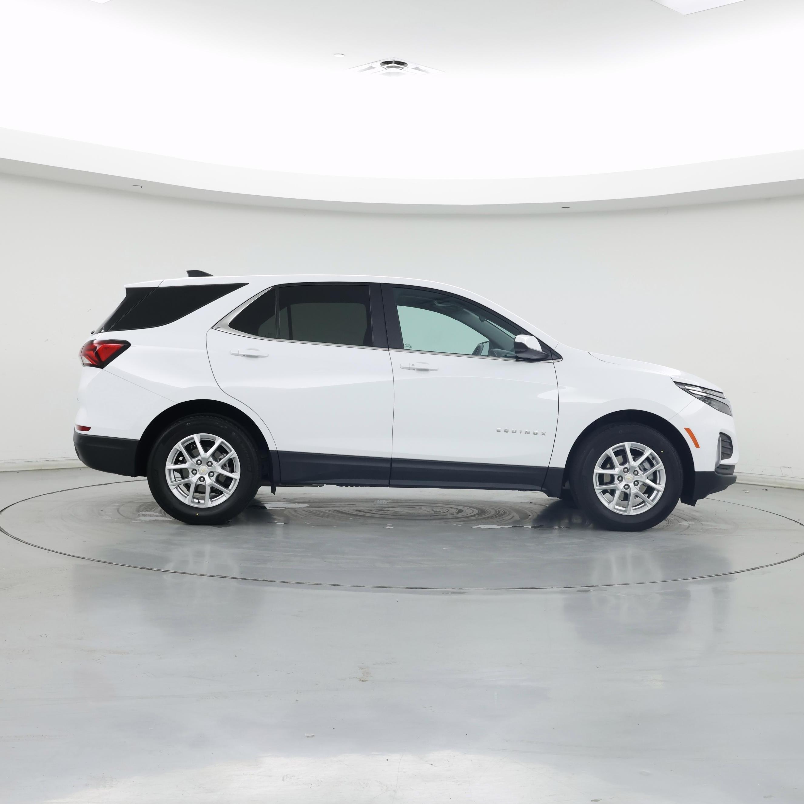 Thumbnail: 2022 Chevrolet Equinox - 7