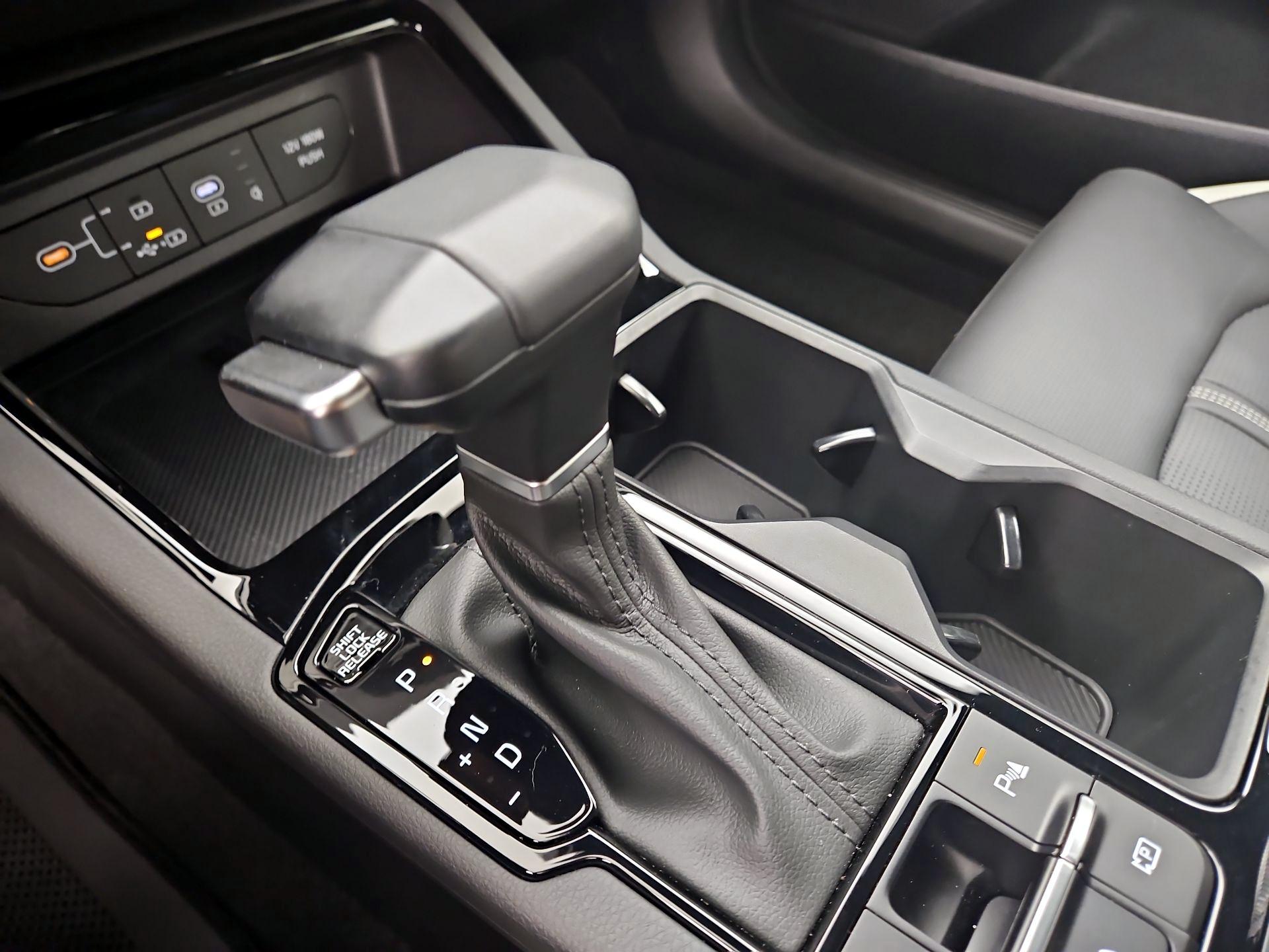 Thumbnail: 2025 Kia K5 - 18