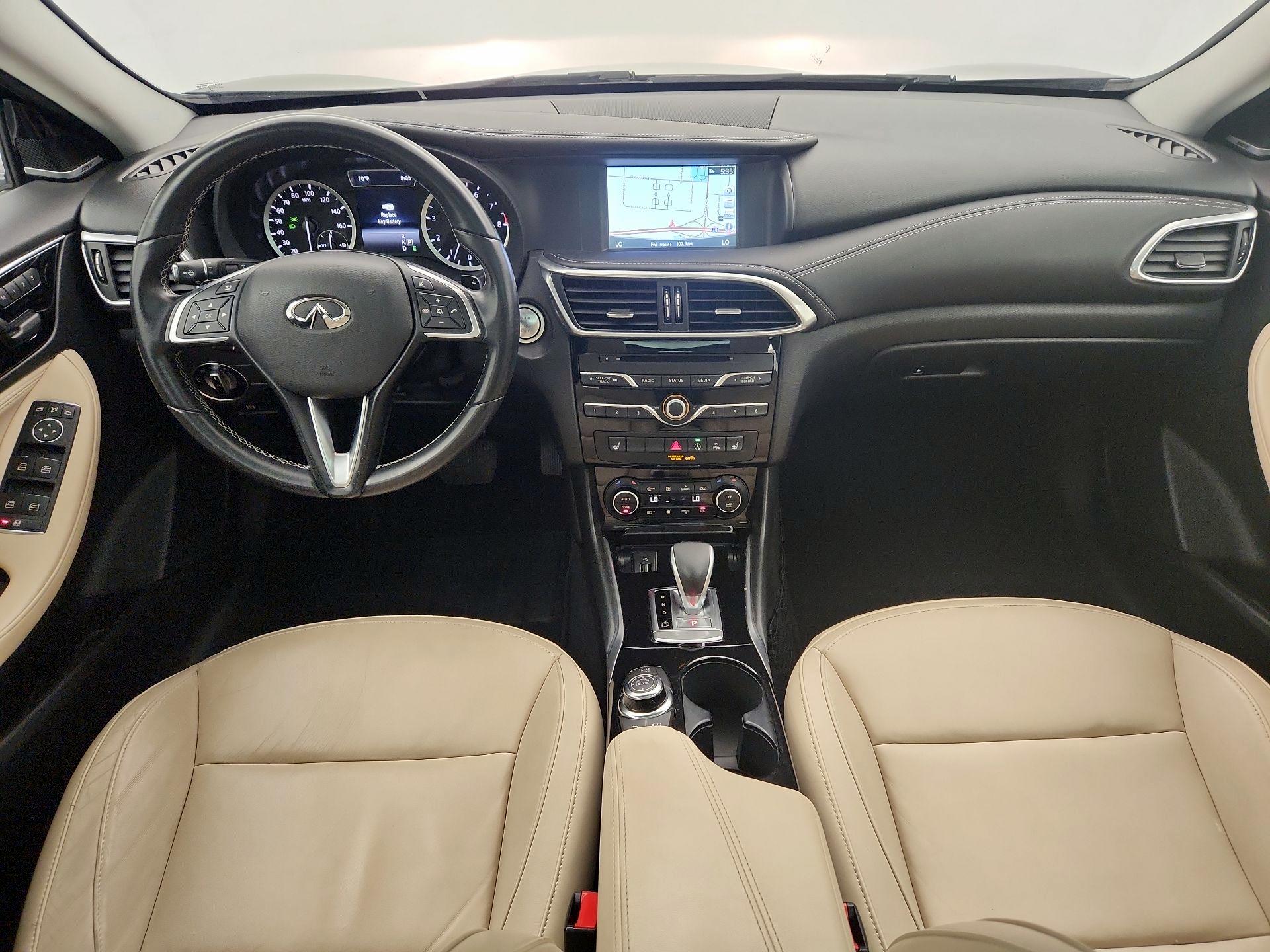Thumbnail: 2017 INFINITI QX30 - 9