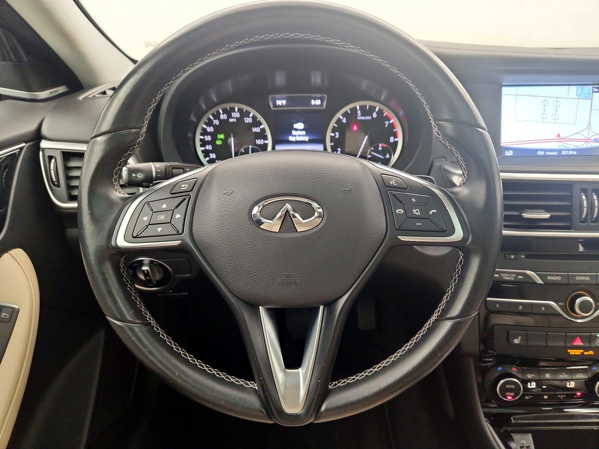 Thumbnail: 2017 INFINITI QX30 - 10