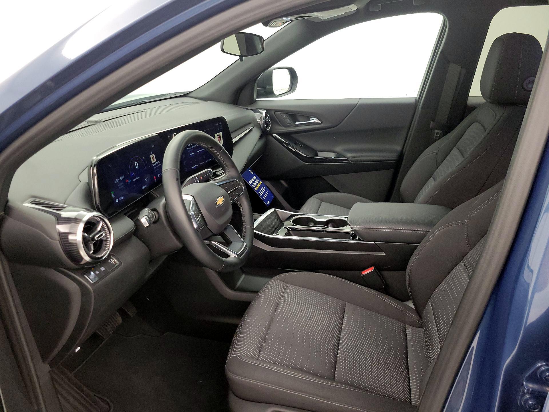 Thumbnail: 2025 Chevrolet Equinox - 11