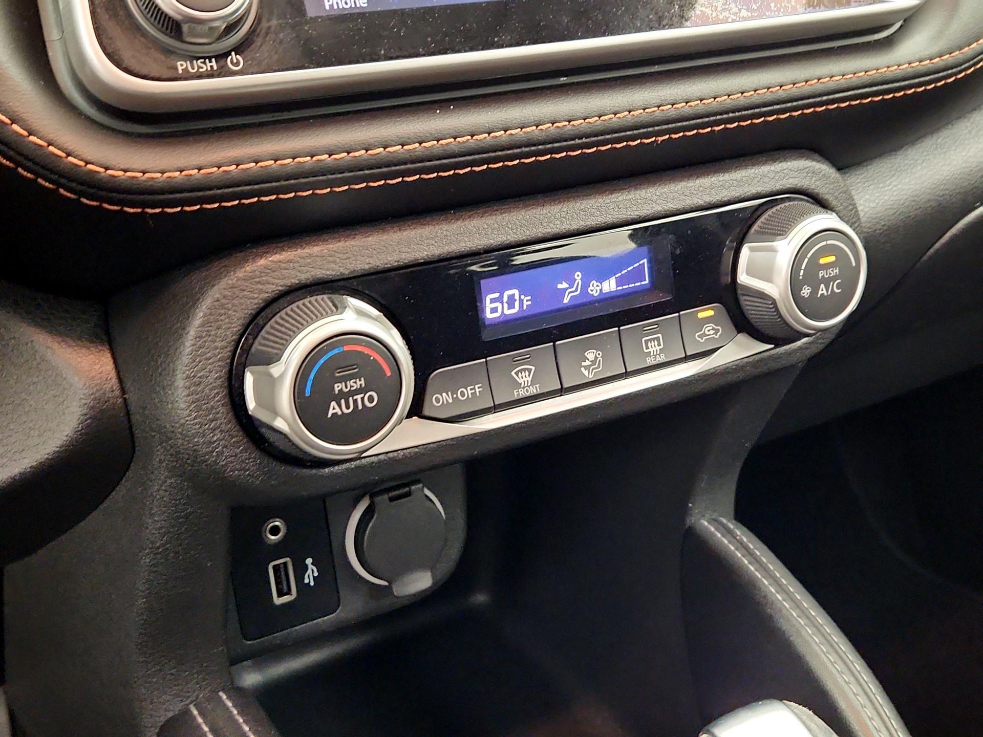 Thumbnail: 2020 Nissan Kicks - 15