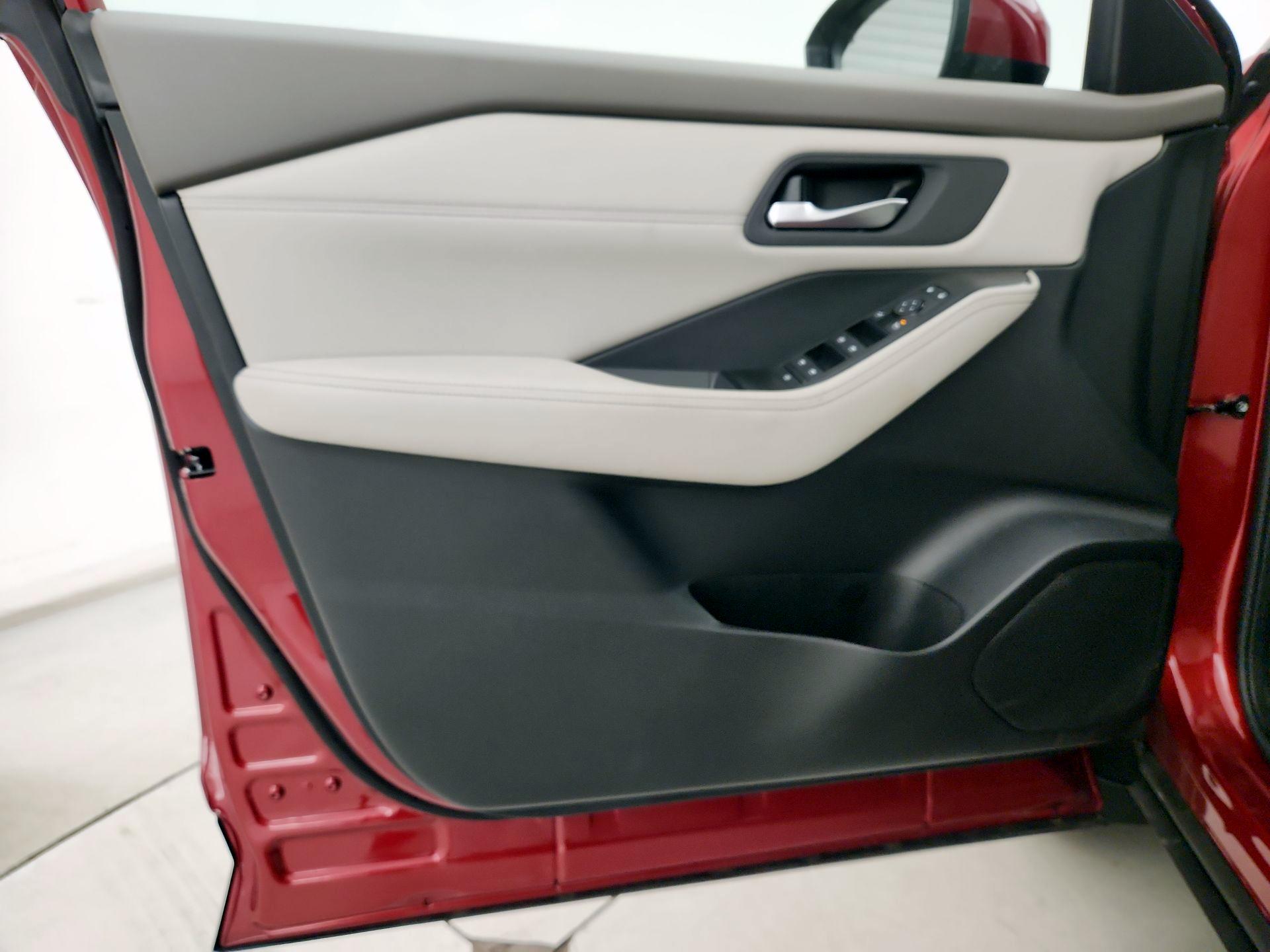 Thumbnail: 2024 Nissan Rogue - 12
