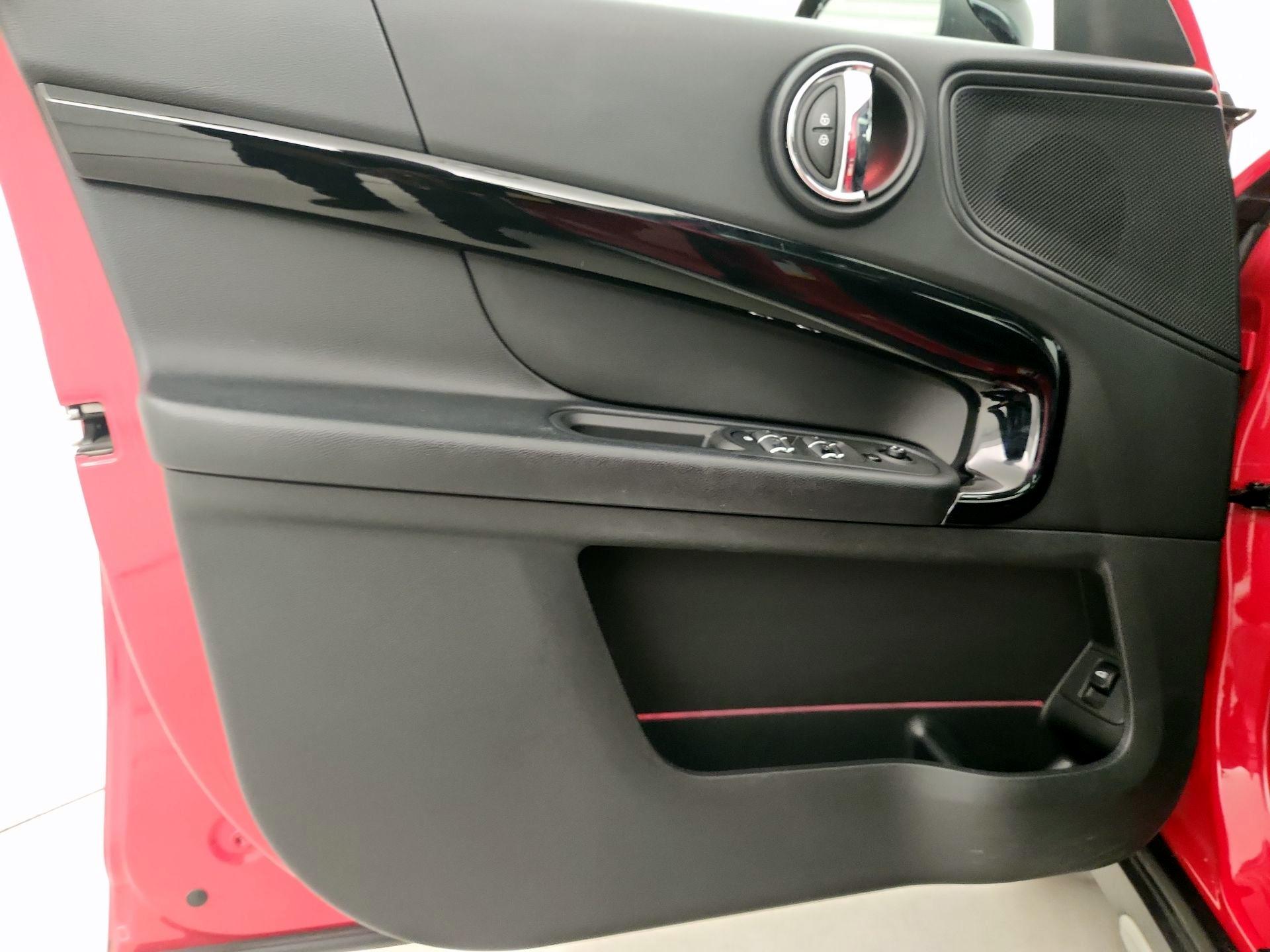 Thumbnail: 2019 MINI Cooper Countryman - 12