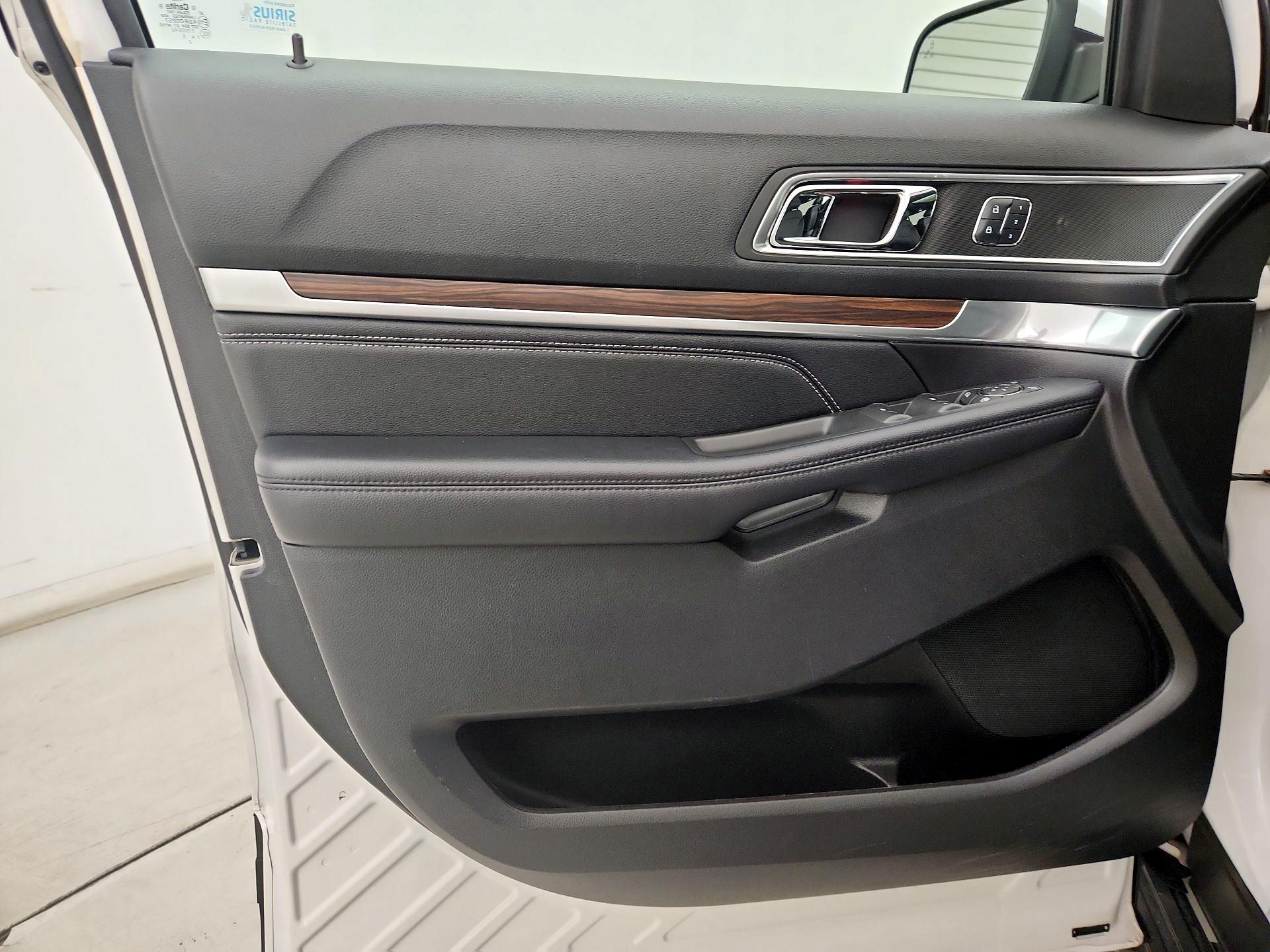 Thumbnail: 2017 Ford Explorer - 12