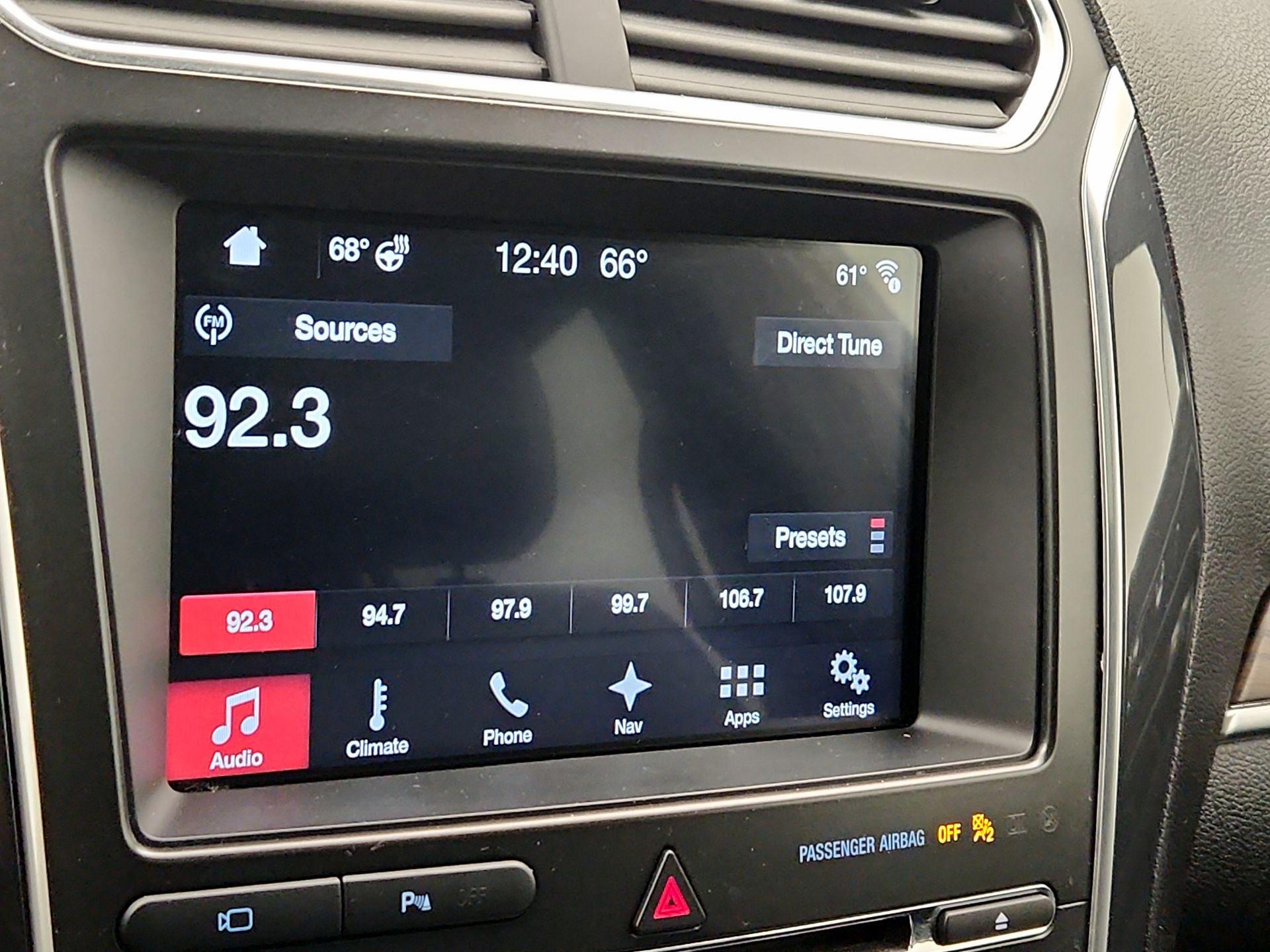 Thumbnail: 2017 Ford Explorer - 16