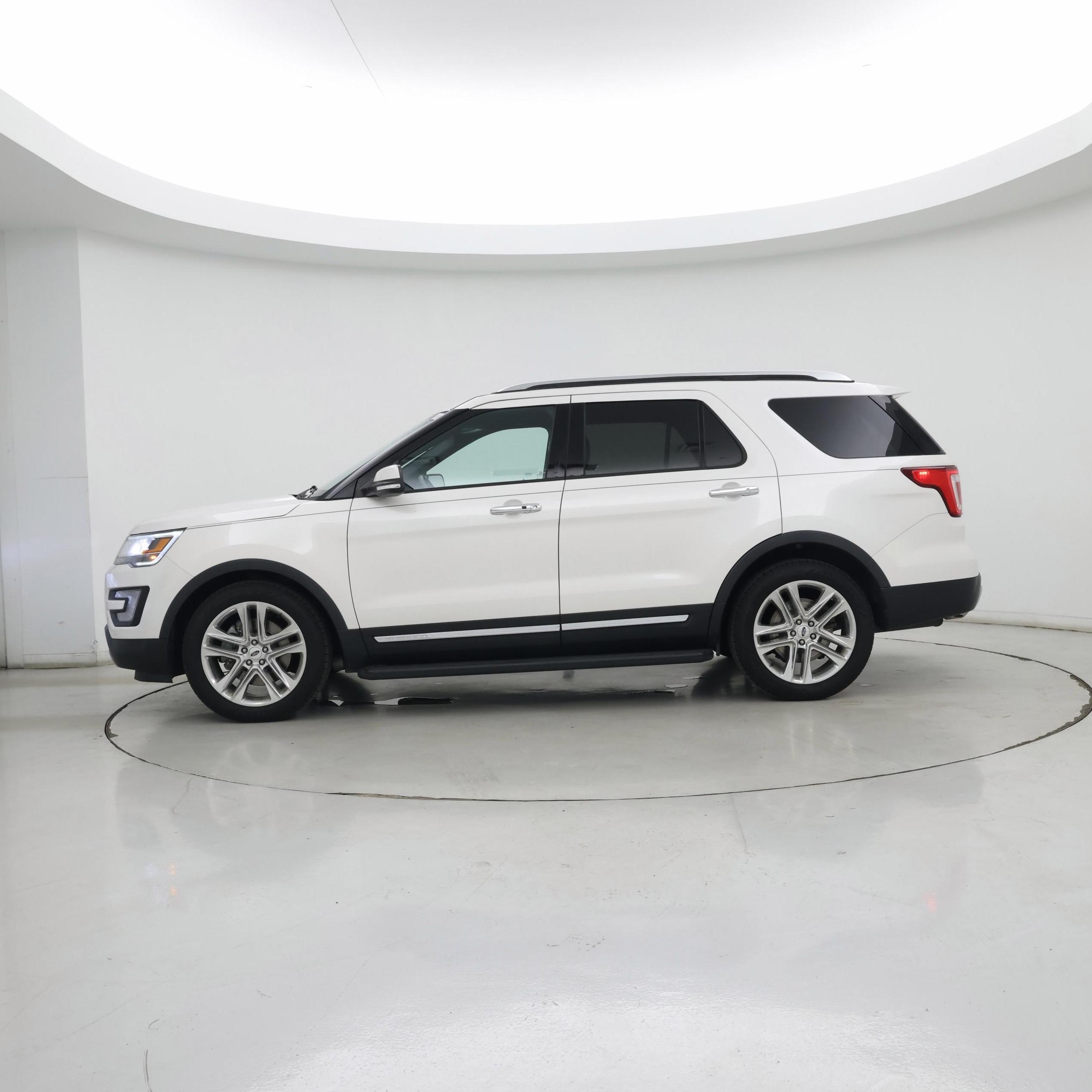 Thumbnail: 2017 Ford Explorer - 3