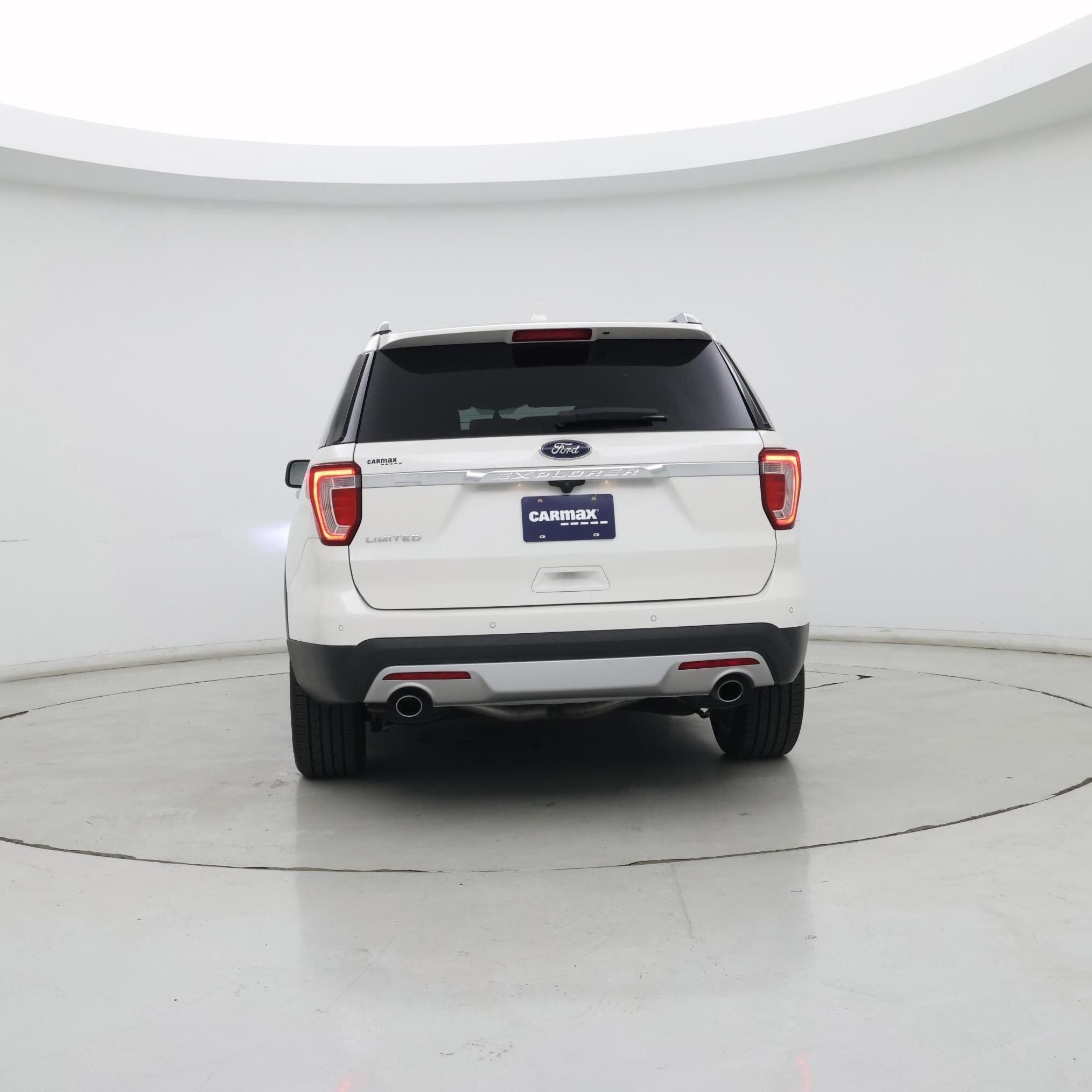 Thumbnail: 2017 Ford Explorer - 6