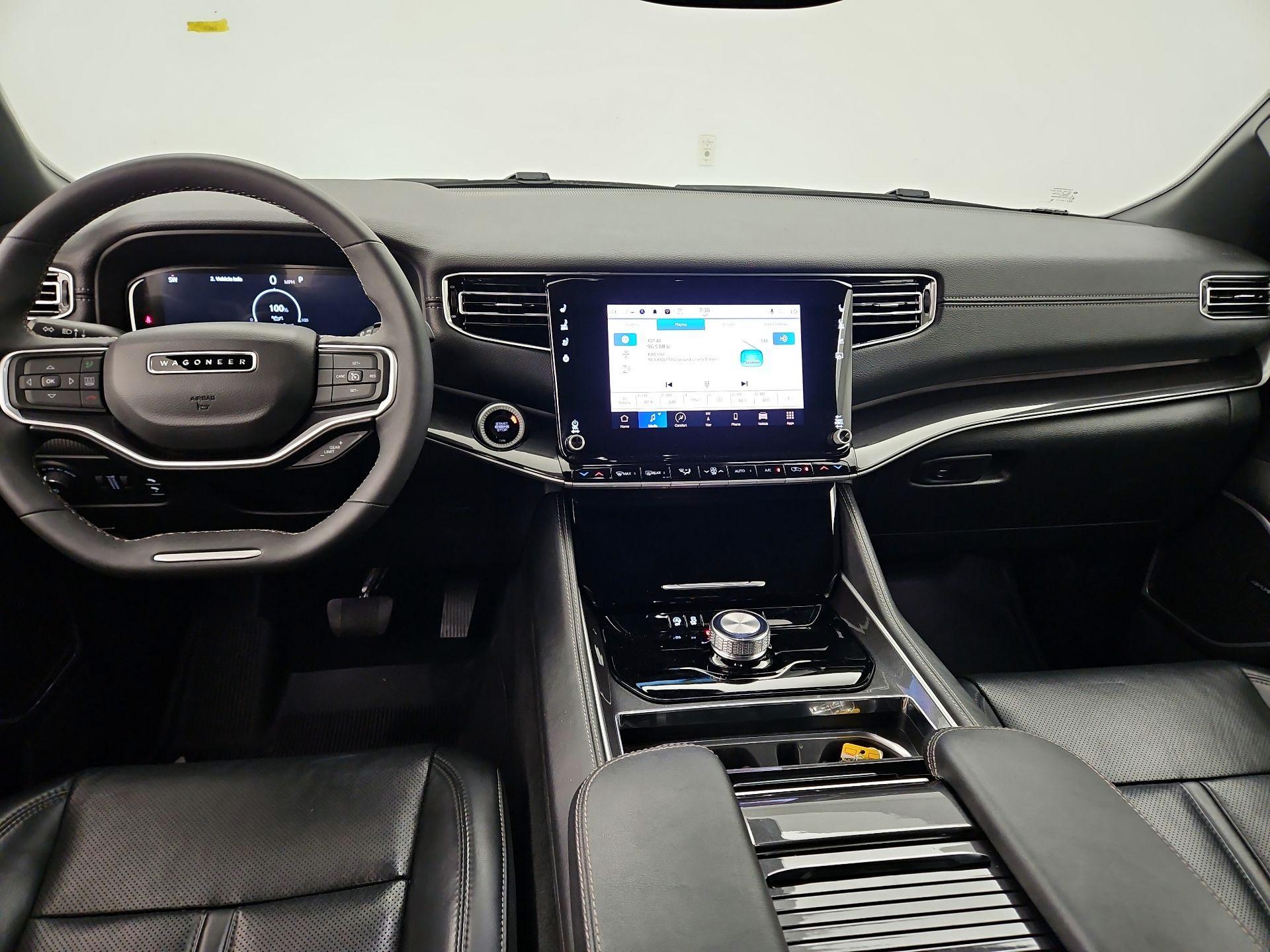 Thumbnail: 2024 Jeep Wagoneer - 9