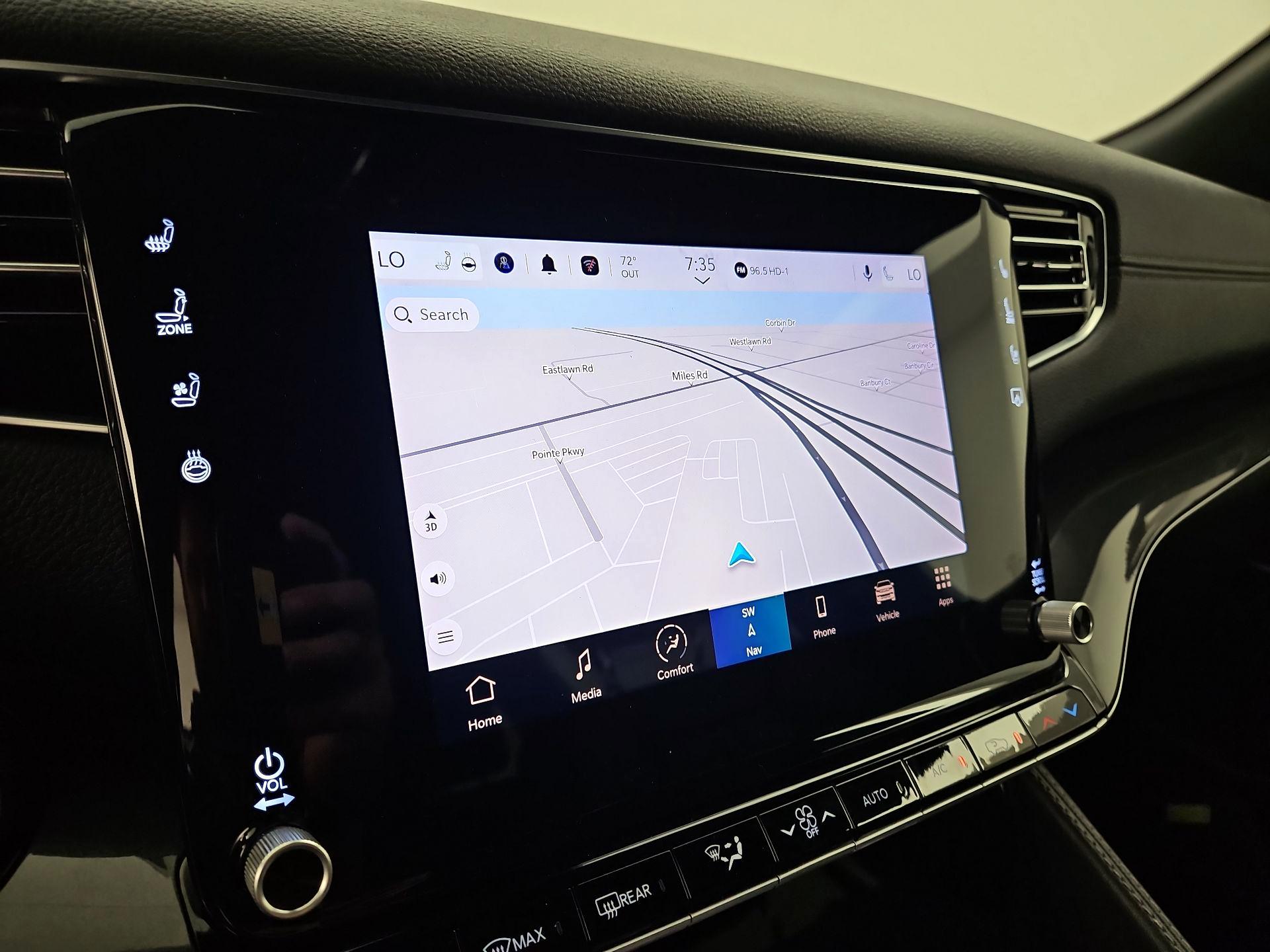 Thumbnail: 2024 Jeep Wagoneer - 14