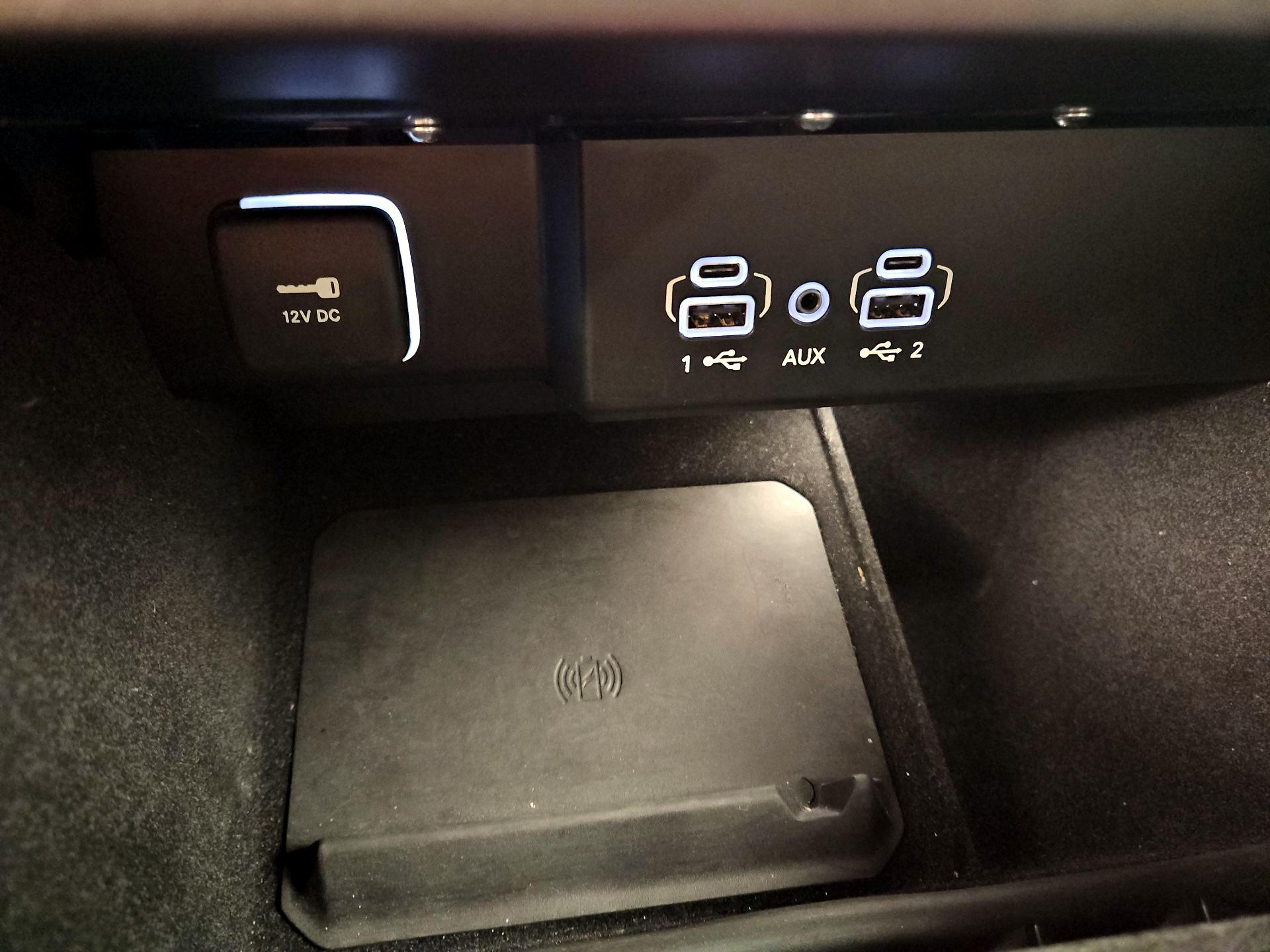 Thumbnail: 2024 Jeep Wagoneer - 19