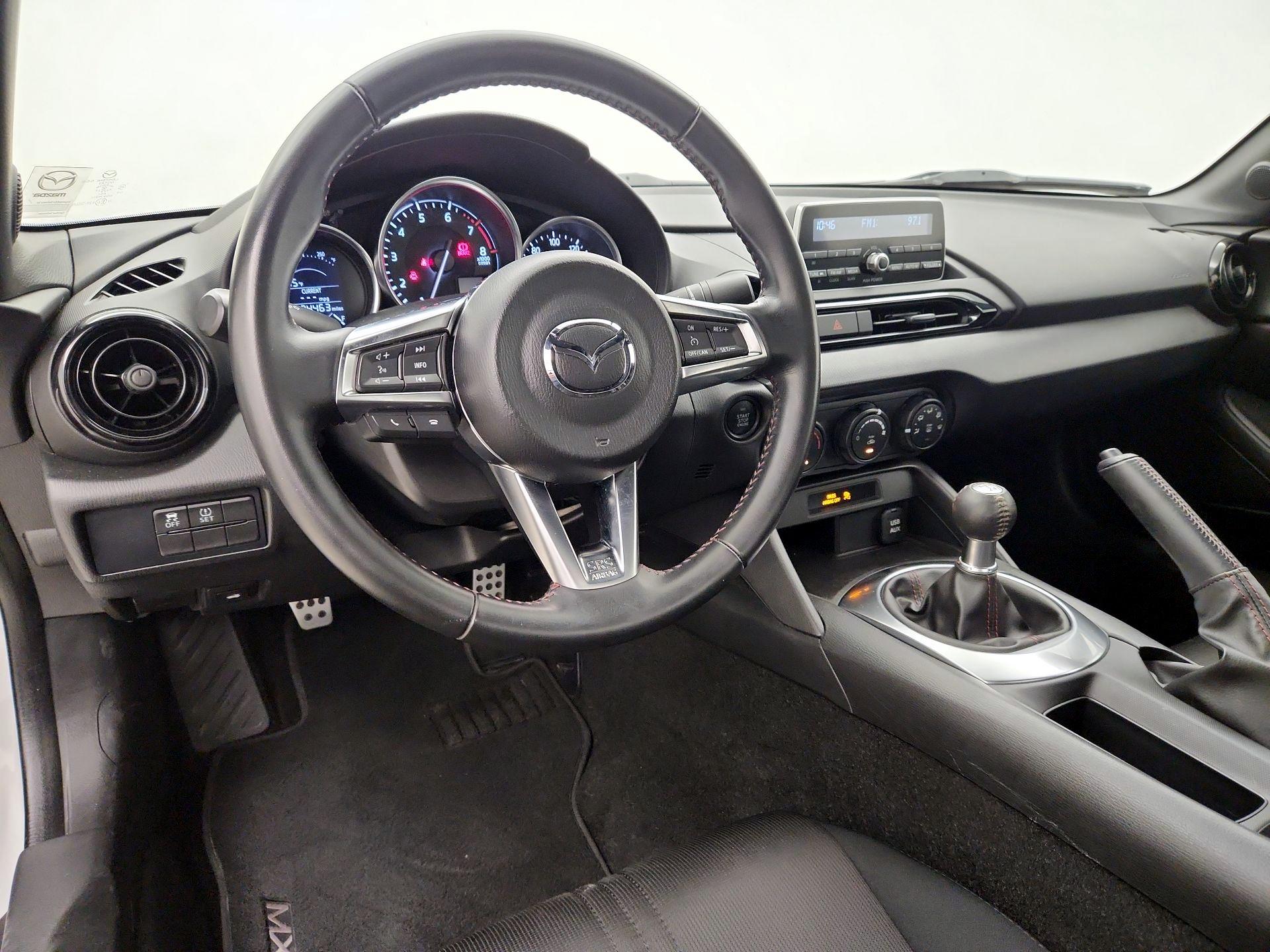 Thumbnail: 2016 Mazda MX-5 Miata - 9