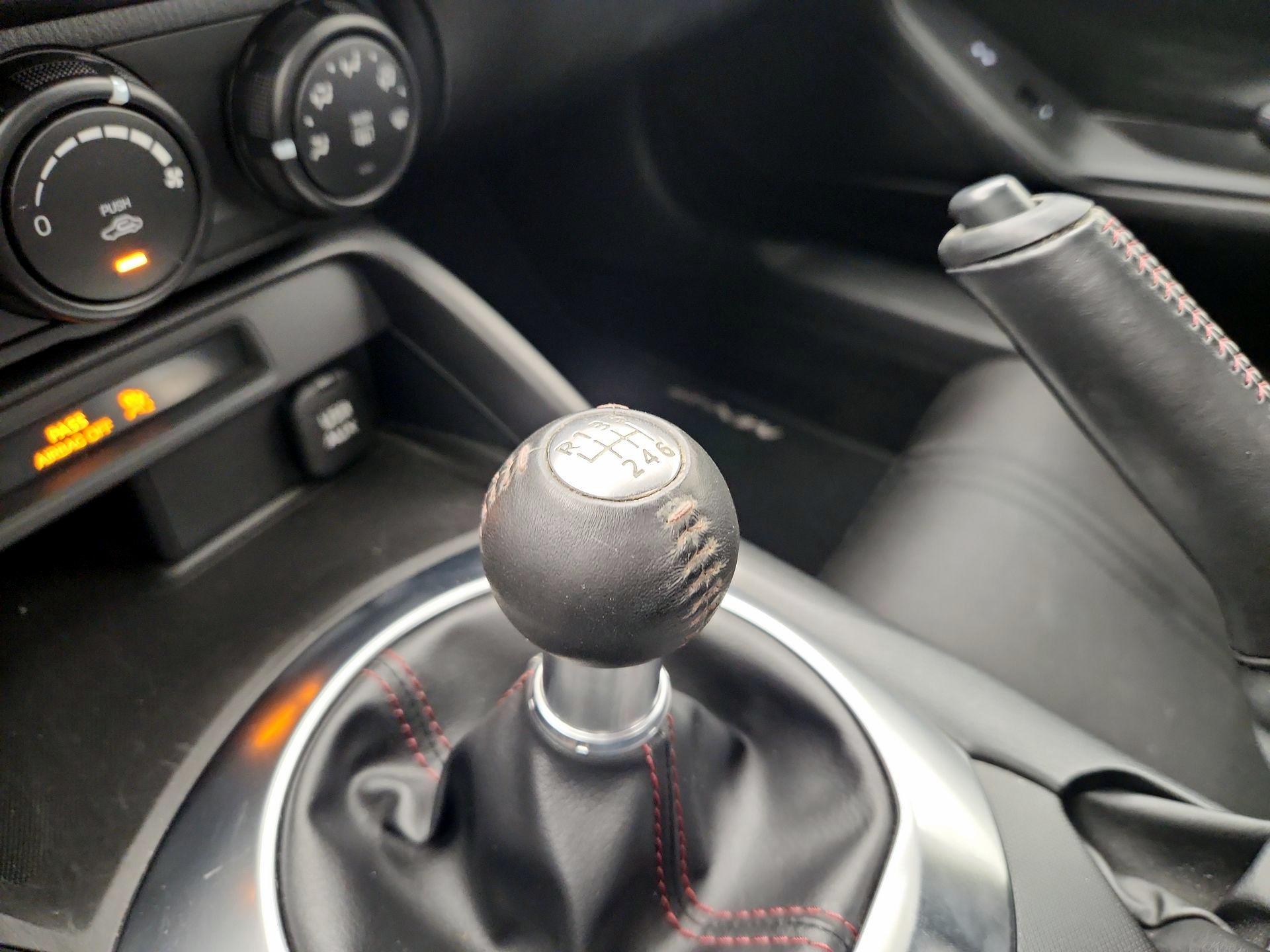 Thumbnail: 2016 Mazda MX-5 Miata - 16