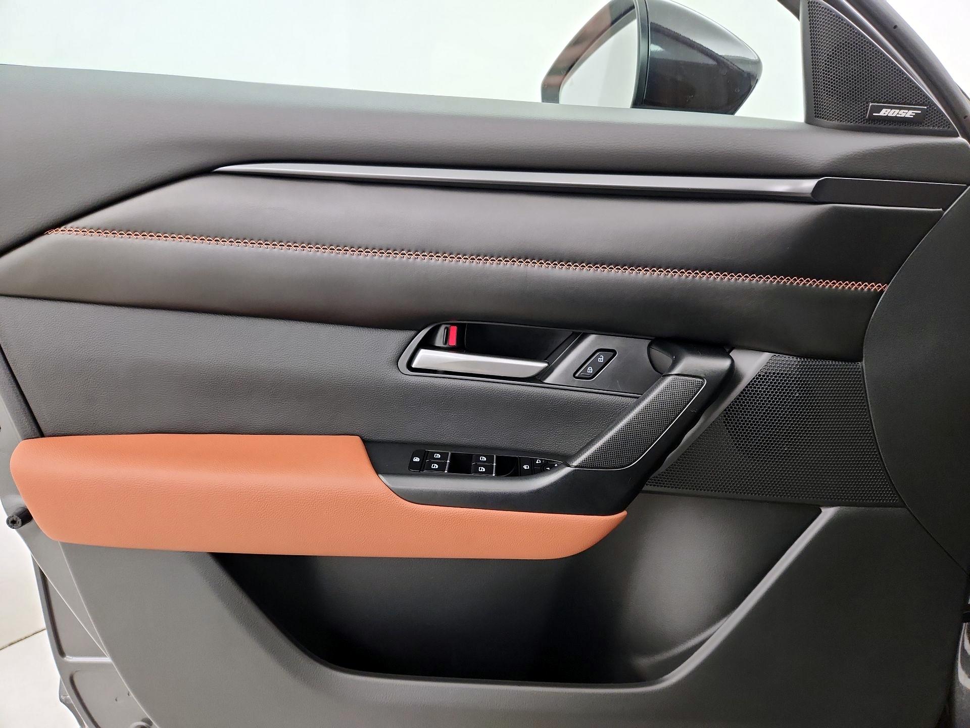 Thumbnail: 2025 Mazda CX-50 - 12