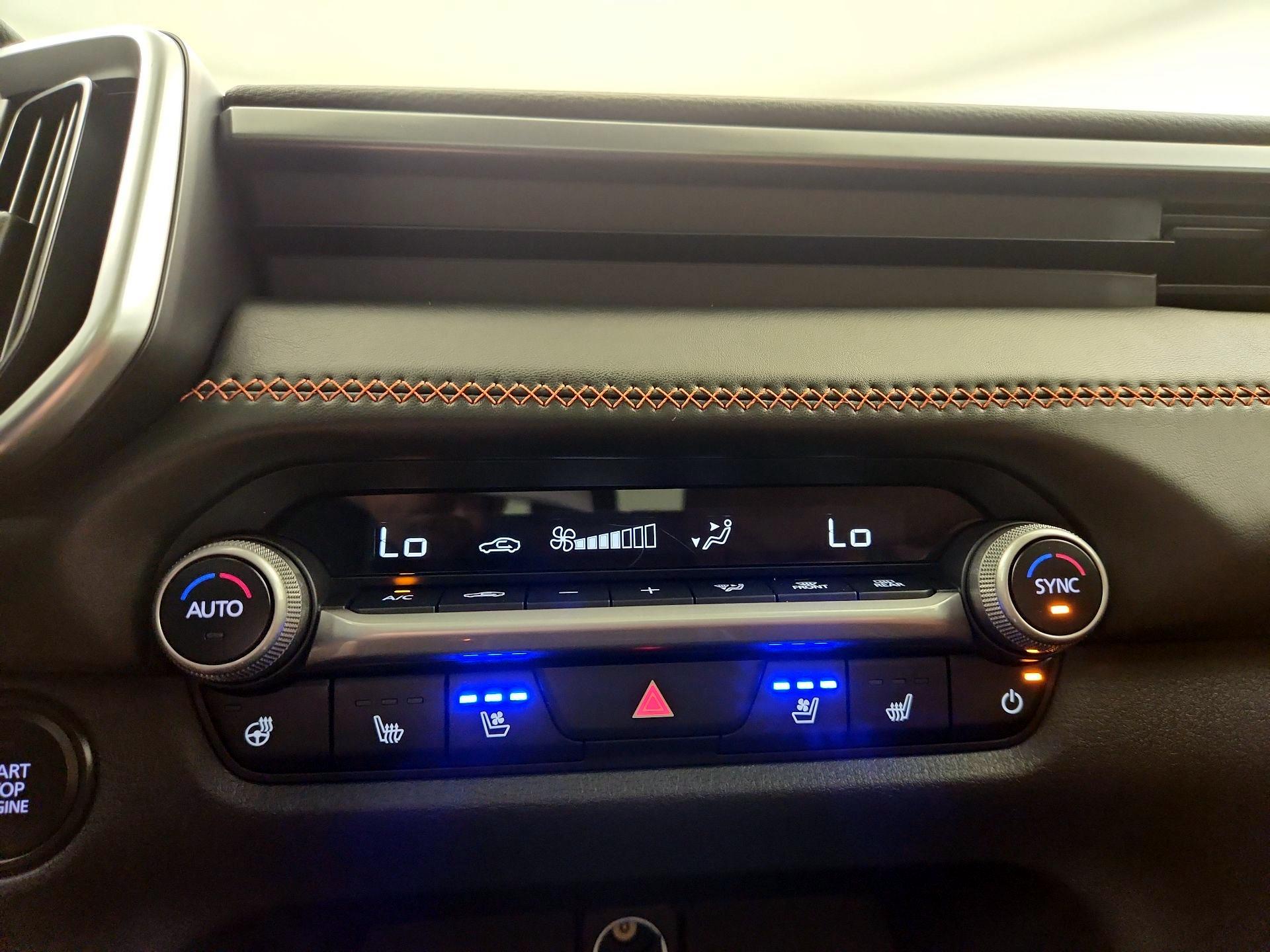 Thumbnail: 2025 Mazda CX-50 - 17