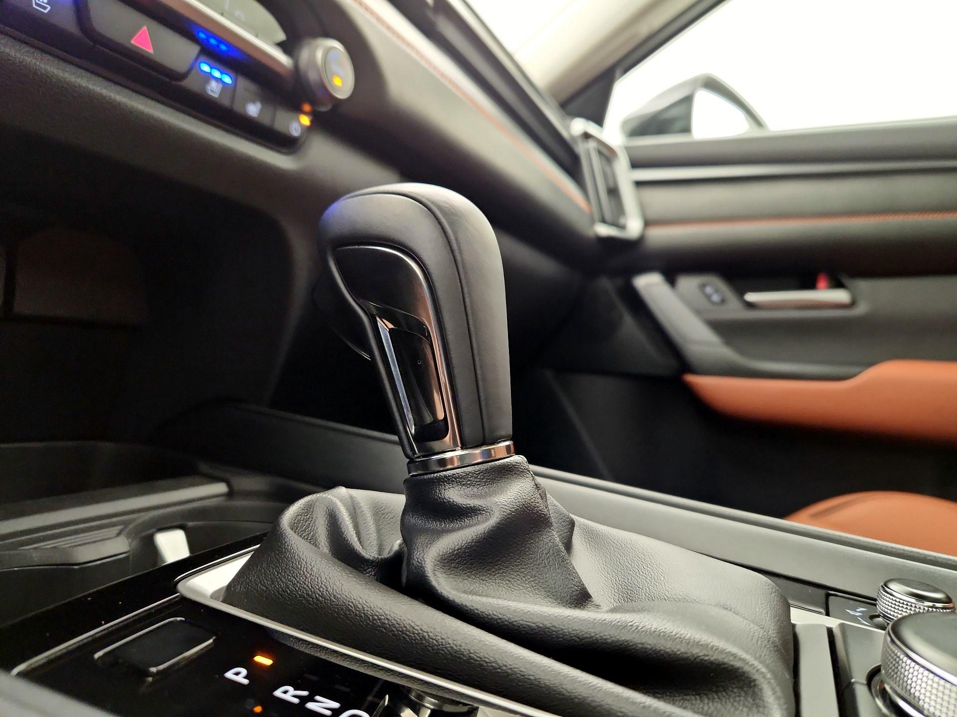 Thumbnail: 2025 Mazda CX-50 - 18