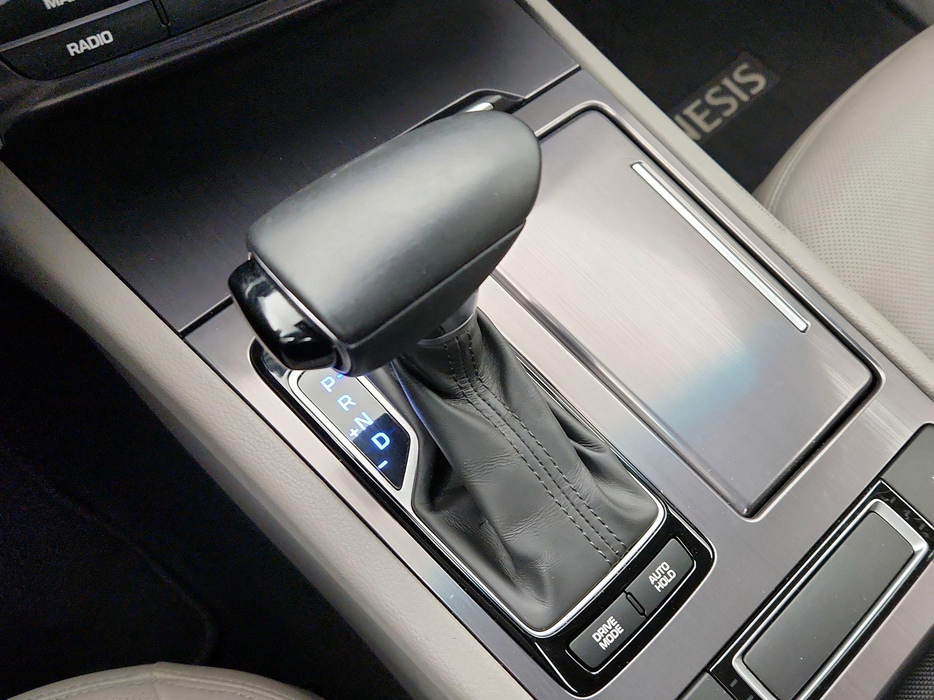 Thumbnail: 2019 Genesis G80 - 18