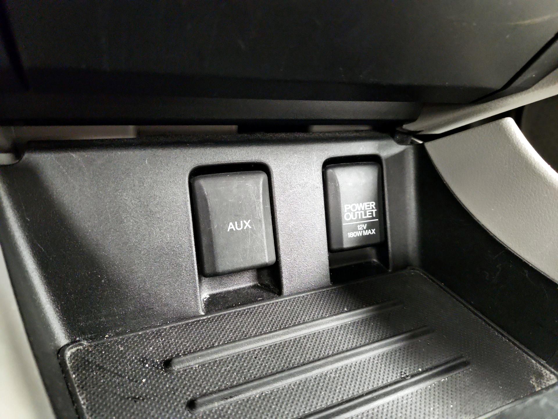 Thumbnail: 2015 Honda Civic - 18