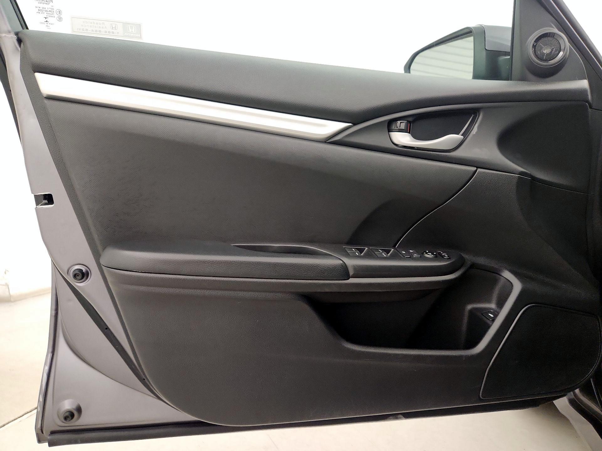 Thumbnail: 2020 Honda Civic - 12