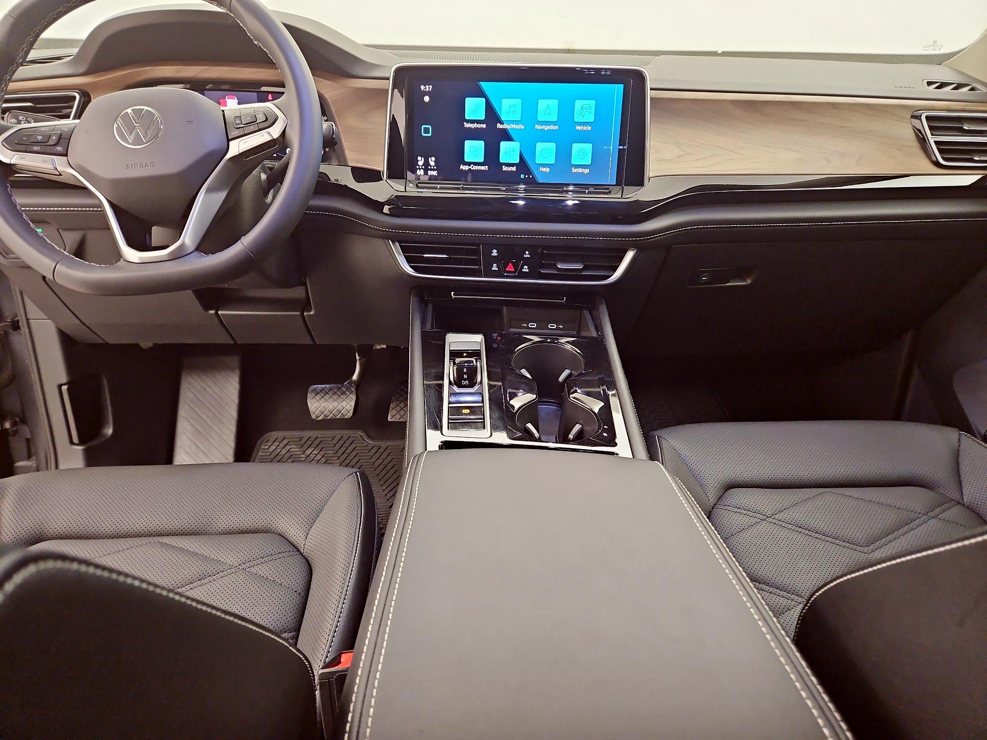 Thumbnail: 2024 Volkswagen Atlas - 9