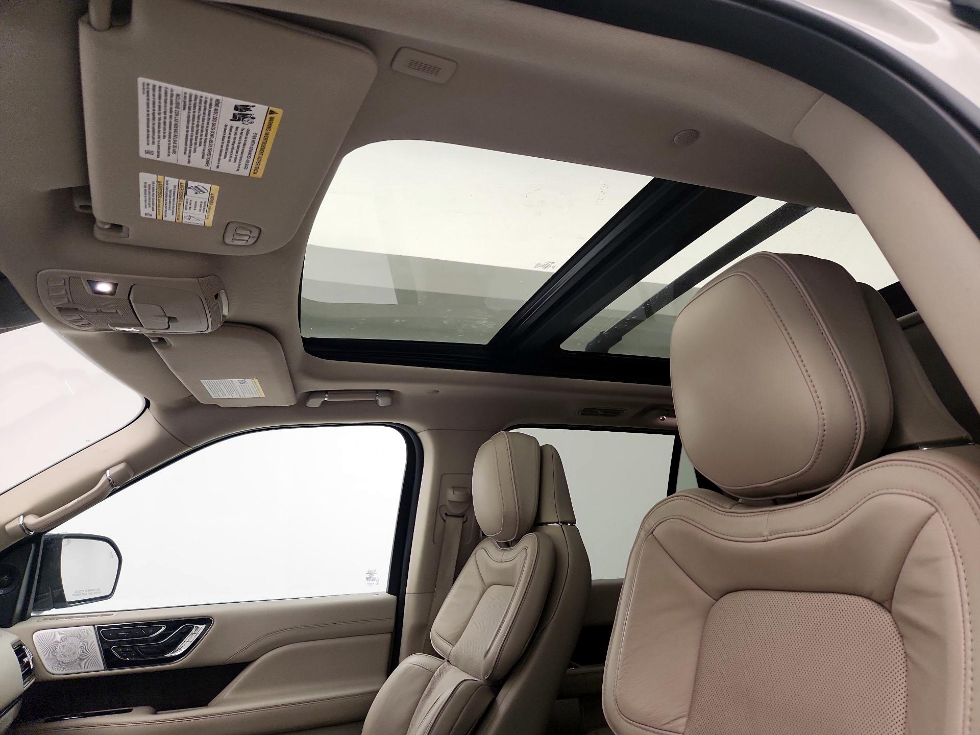Thumbnail: 2019 Lincoln Navigator - 20