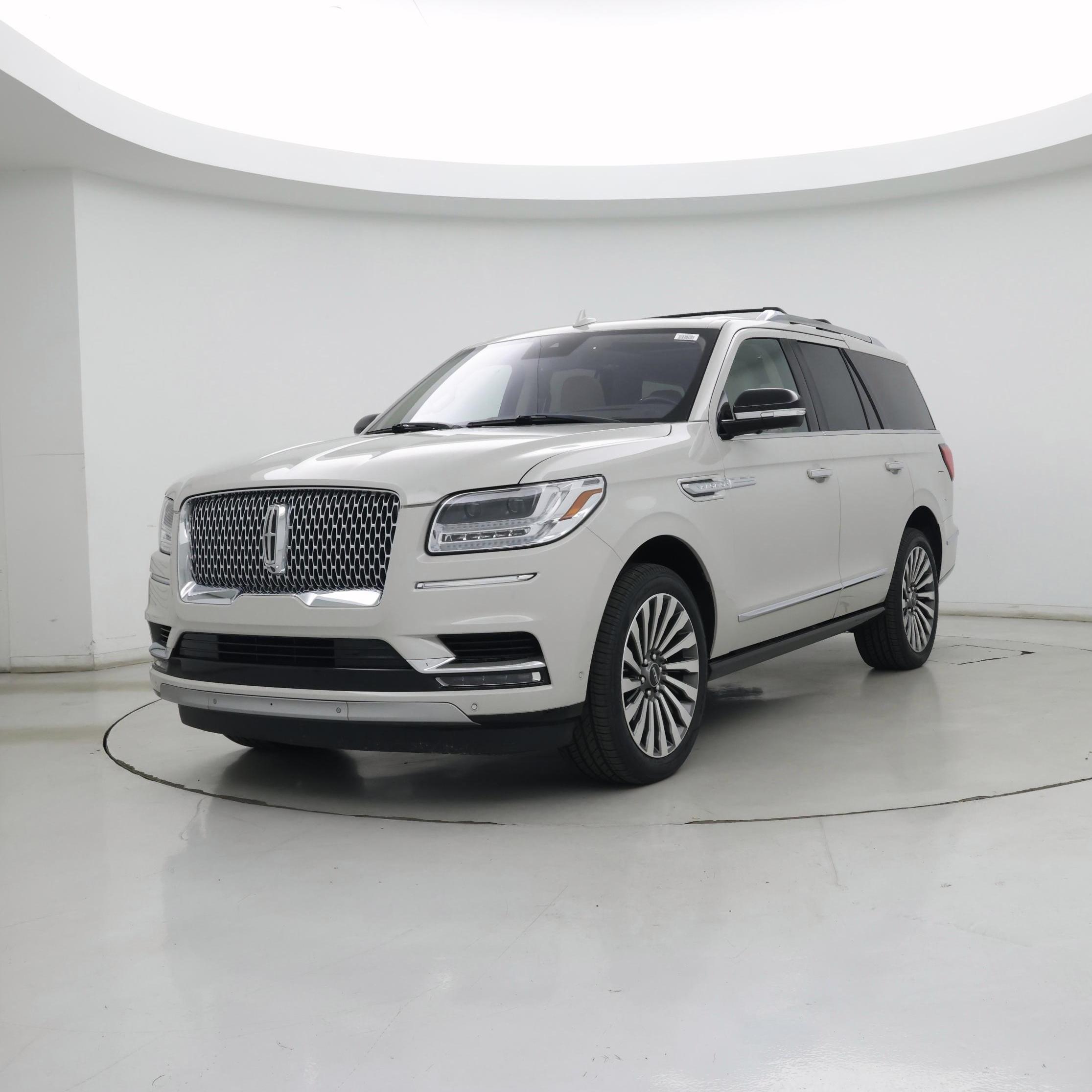 Thumbnail: 2019 Lincoln Navigator - 4