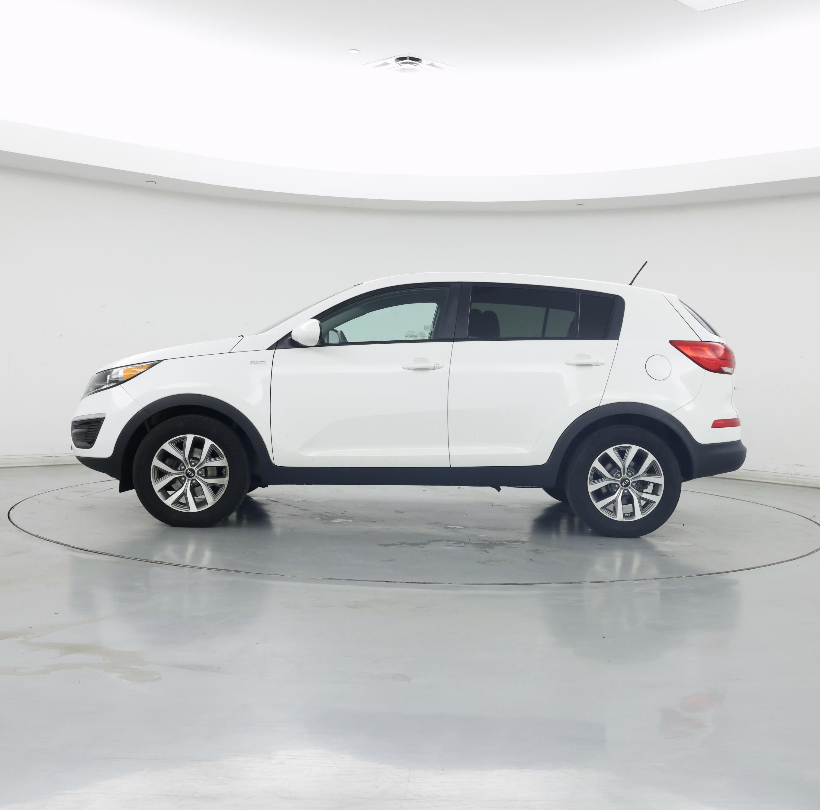 Thumbnail: 2016 Kia Sportage - 3