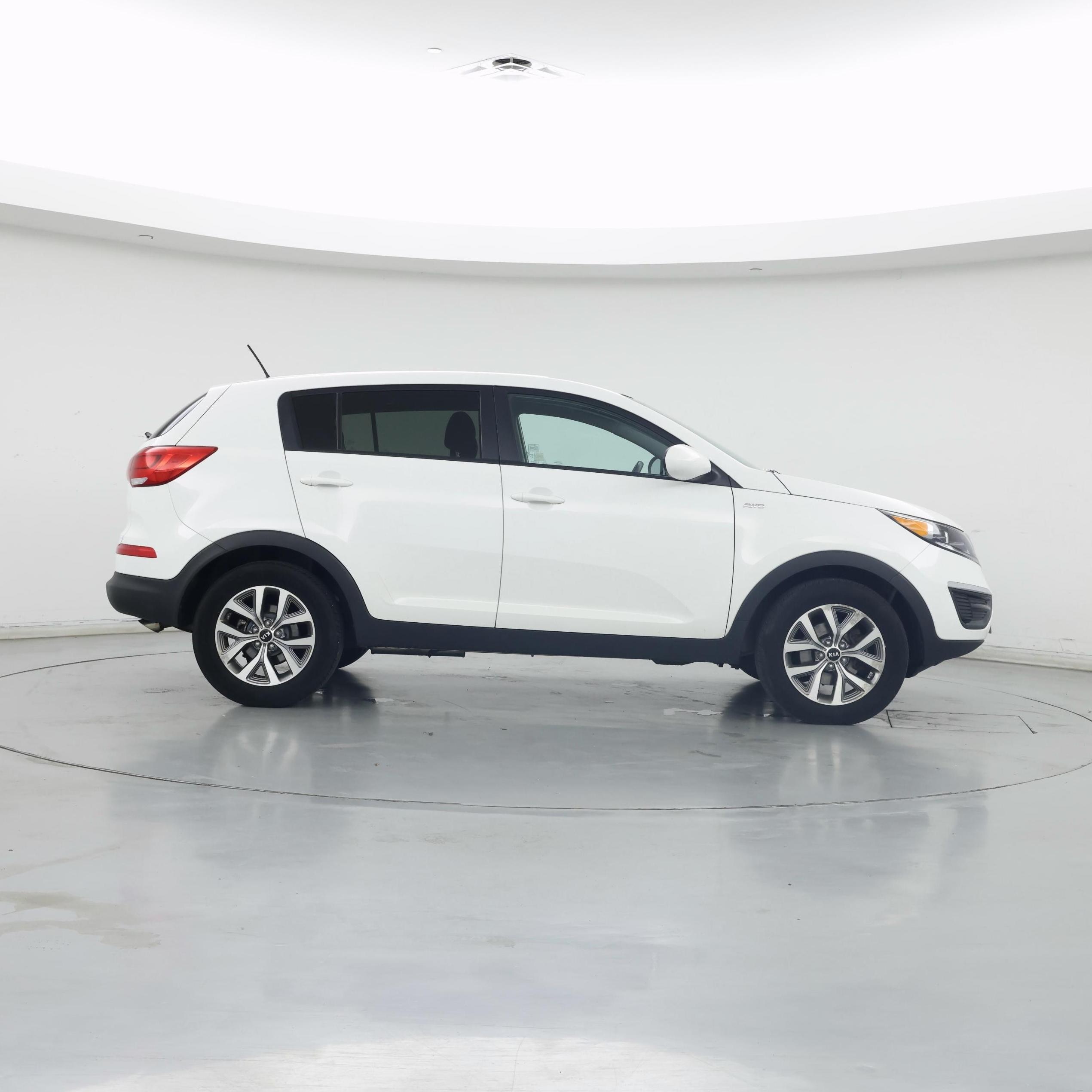 Thumbnail: 2016 Kia Sportage - 7