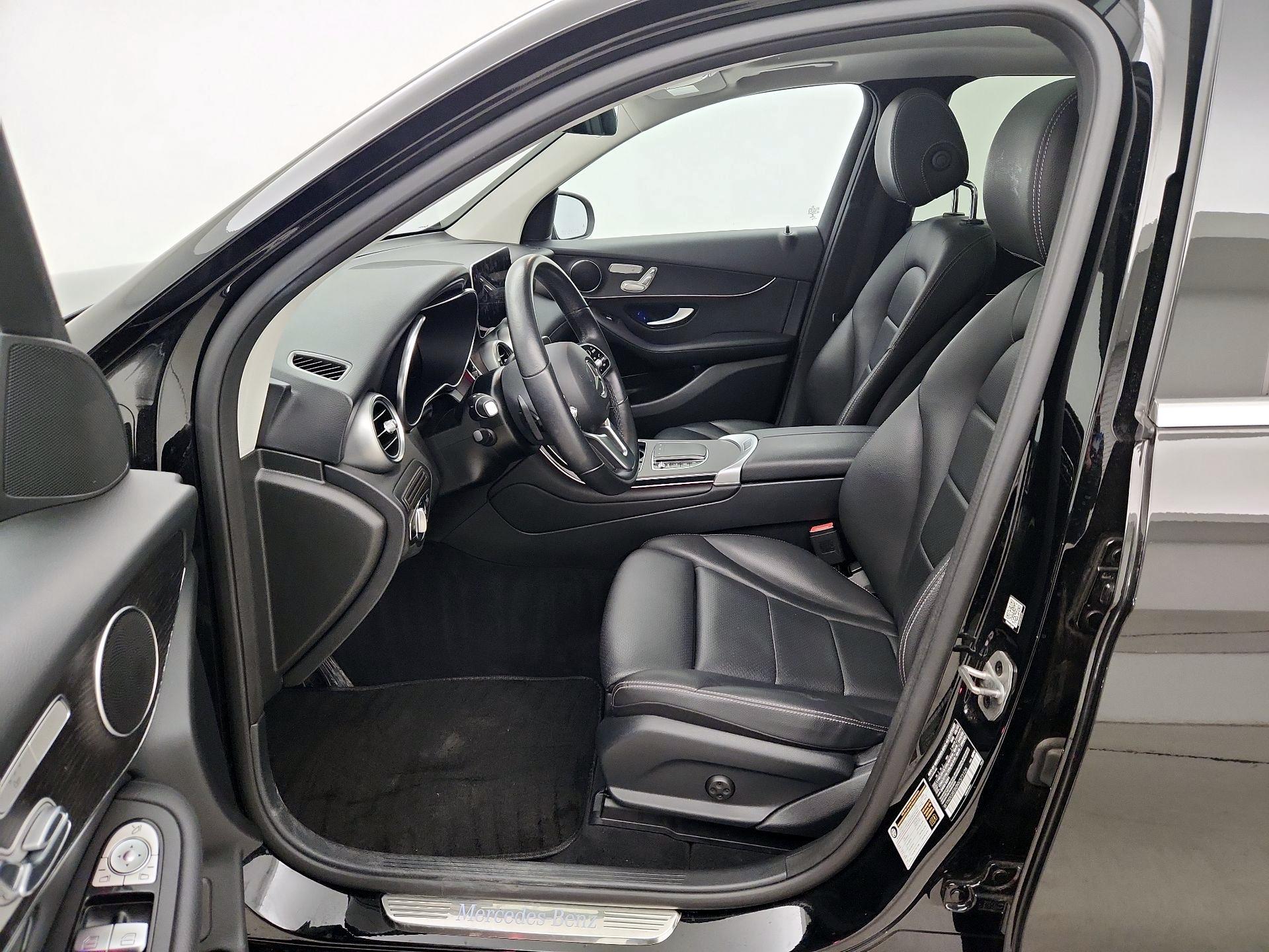 Thumbnail: 2022 Mercedes-Benz GLC - 11