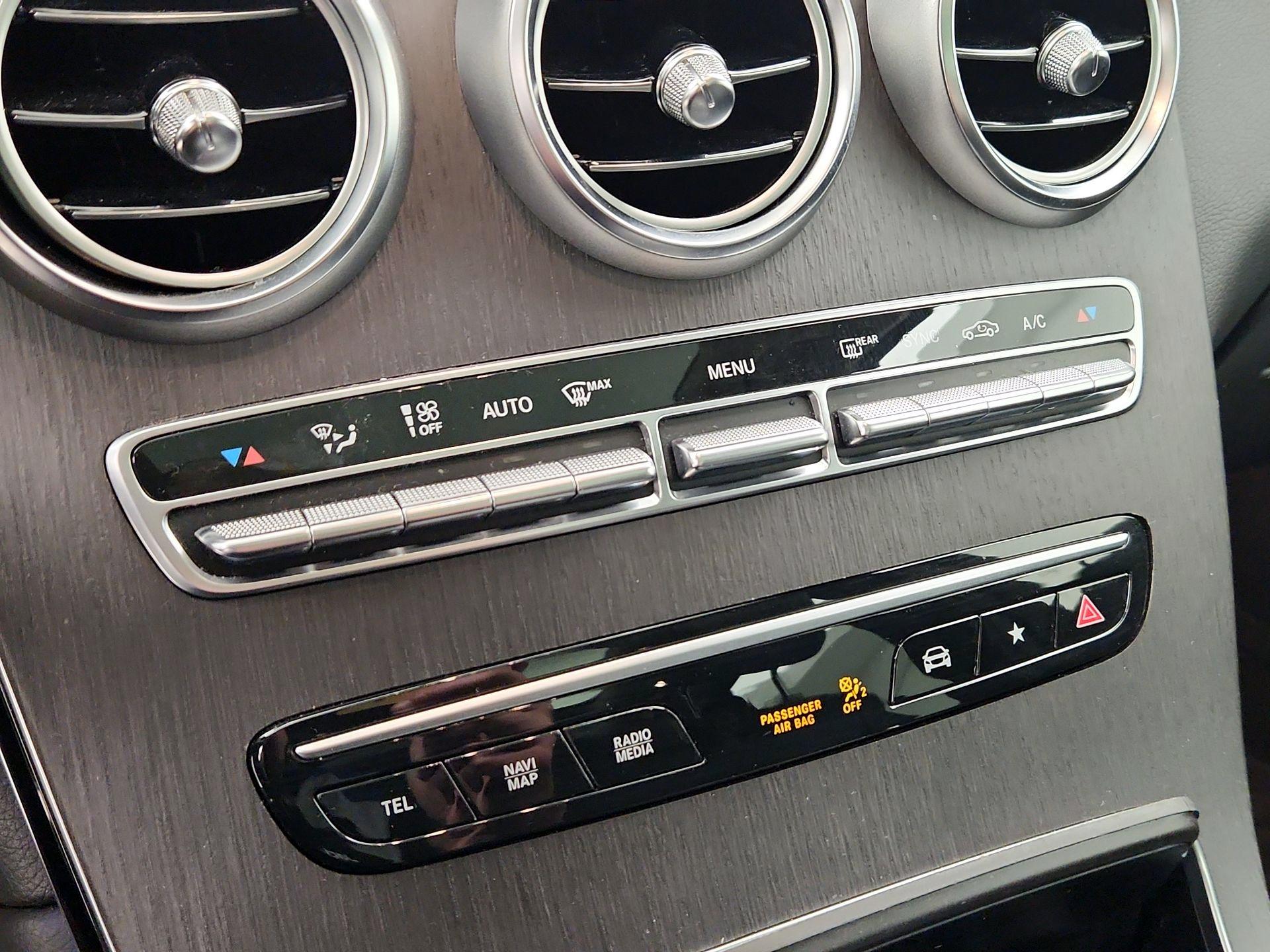 Thumbnail: 2022 Mercedes-Benz GLC - 17