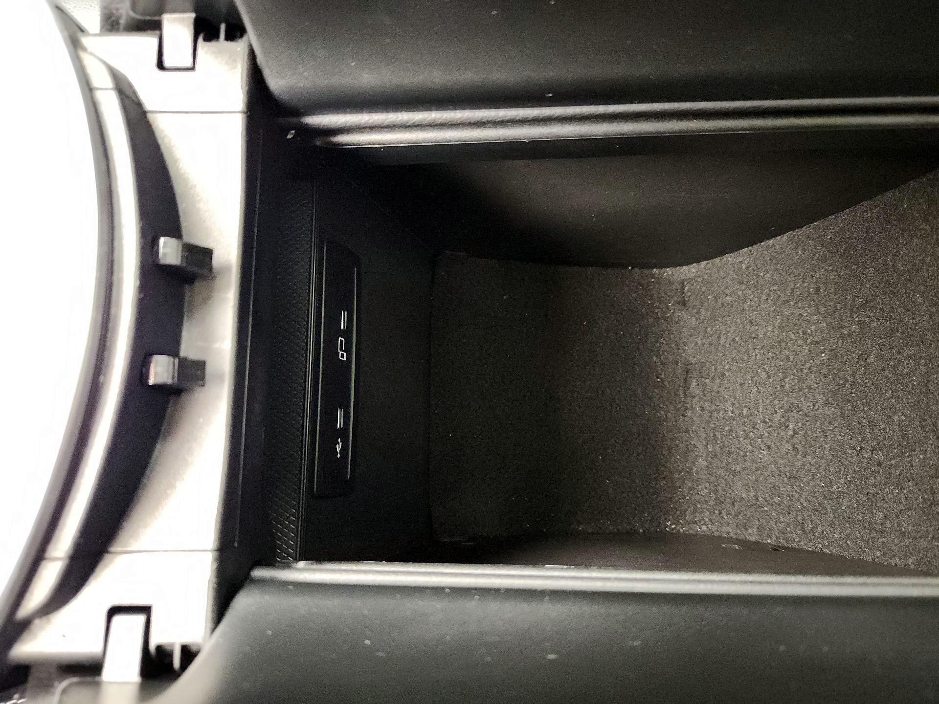 Thumbnail: 2022 Mercedes-Benz GLC - 19