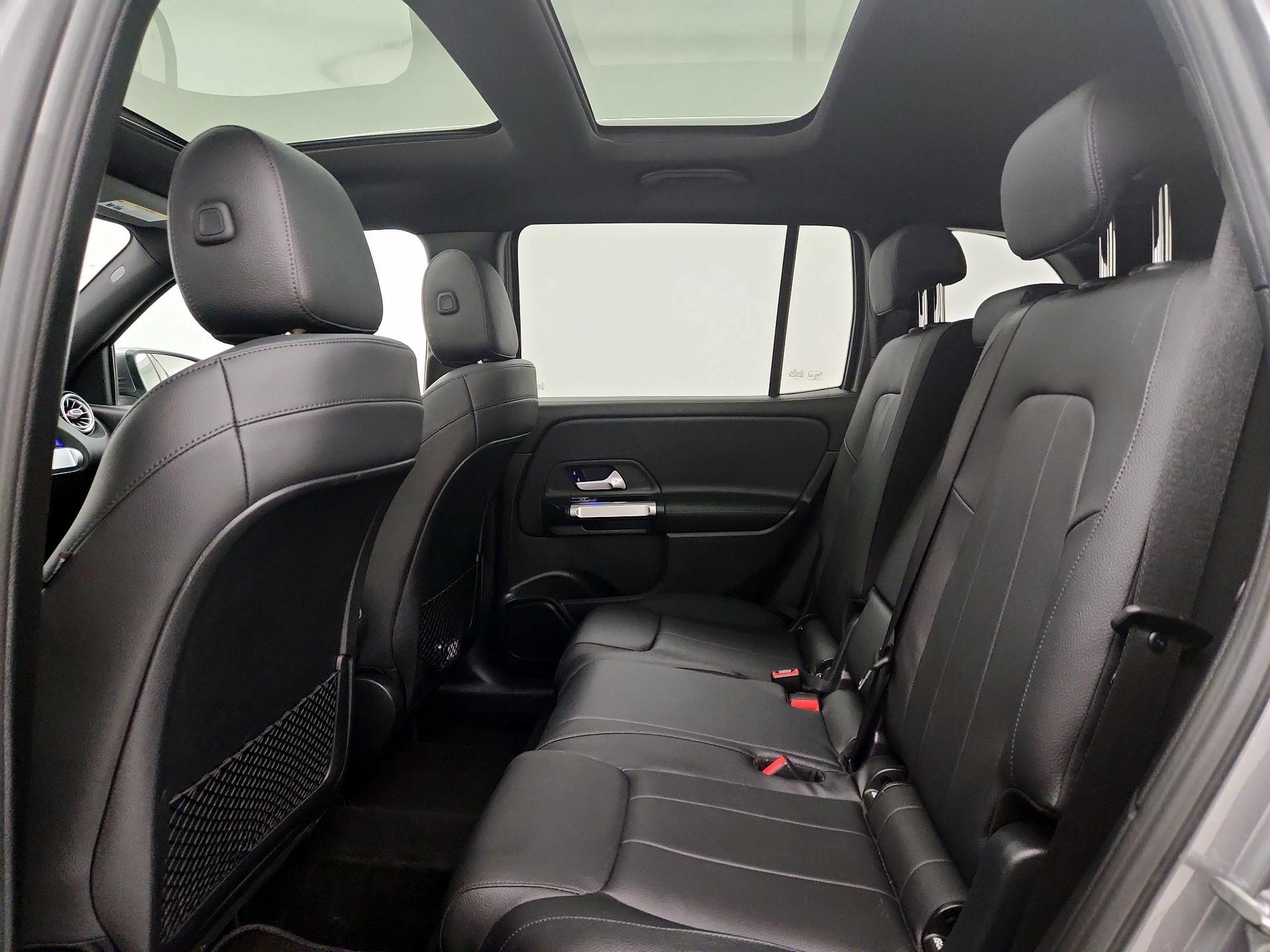 Thumbnail: 2021 Mercedes-Benz GLB - 20