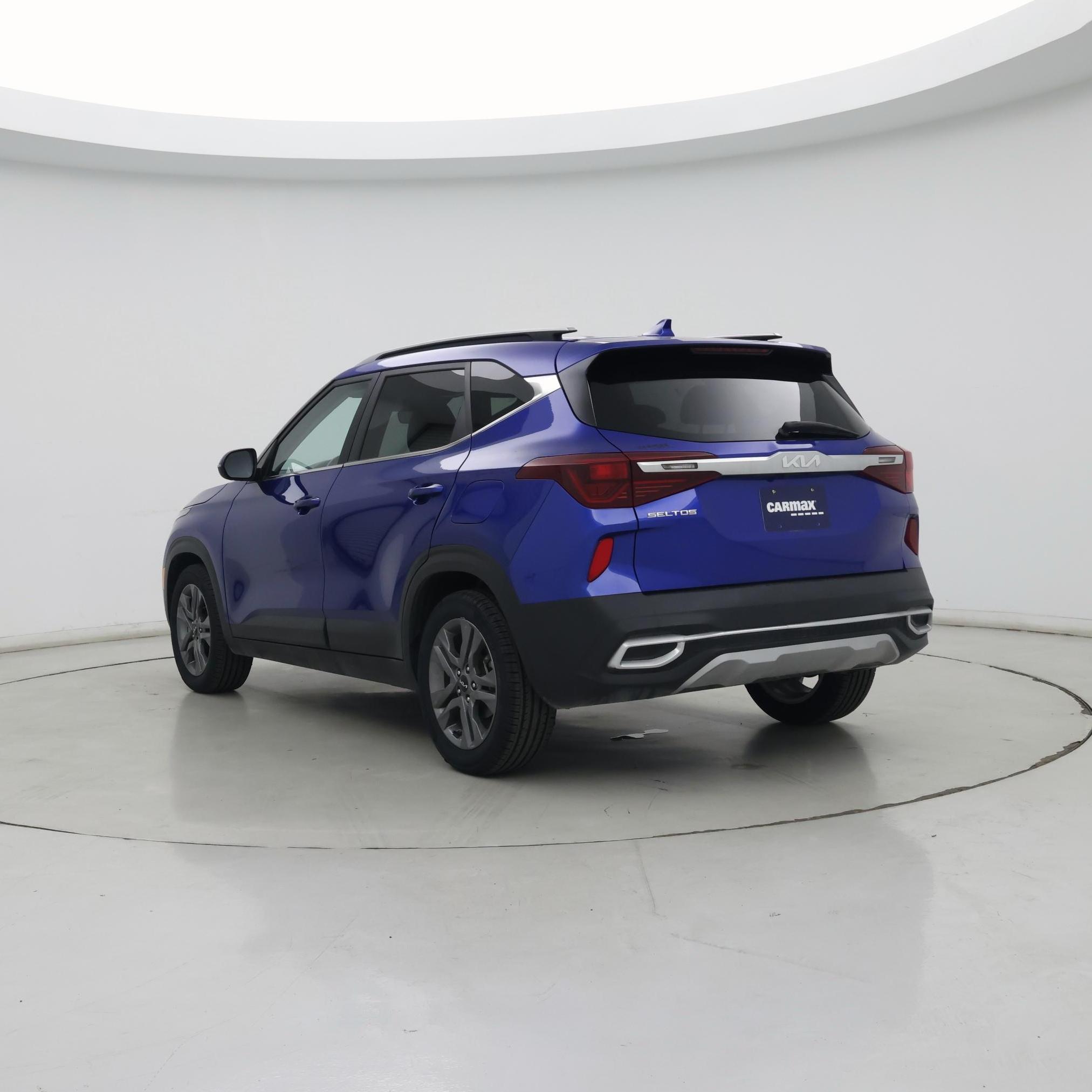 Thumbnail: 2023 Kia Seltos - 2